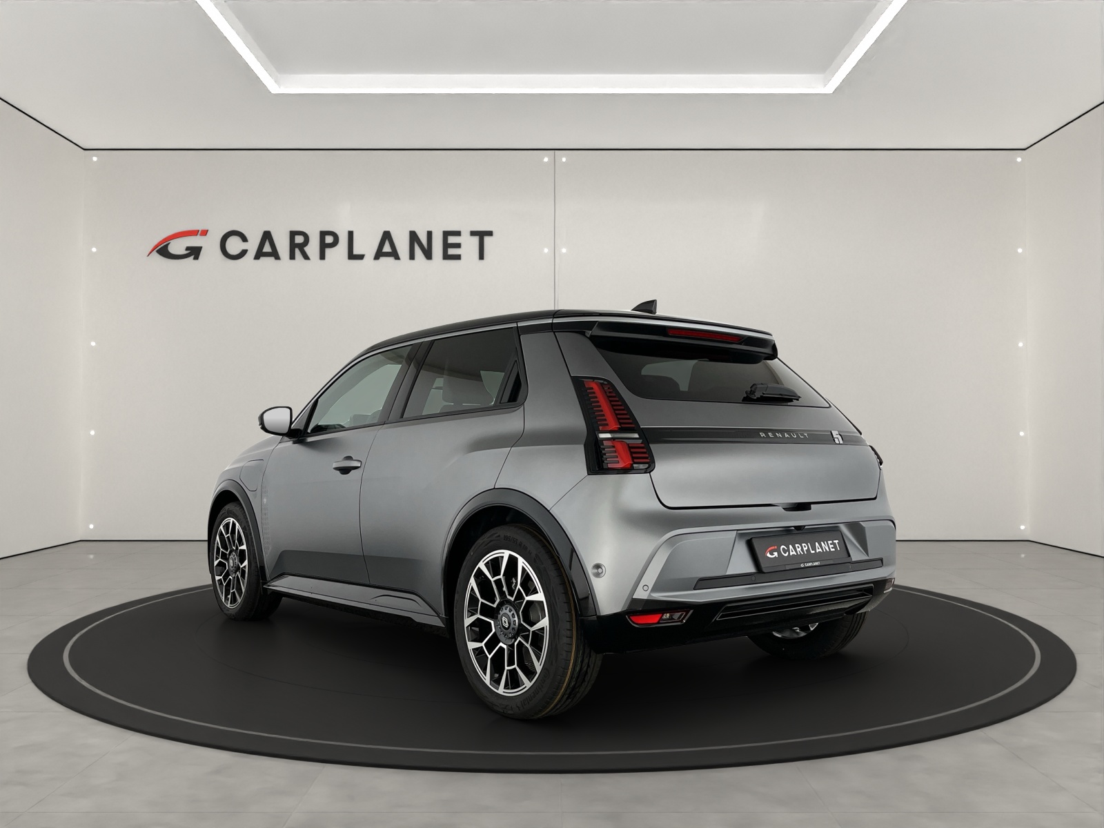 RENAULT R5 E-Tech Comfort Range Roland Garros-showroom-element-2