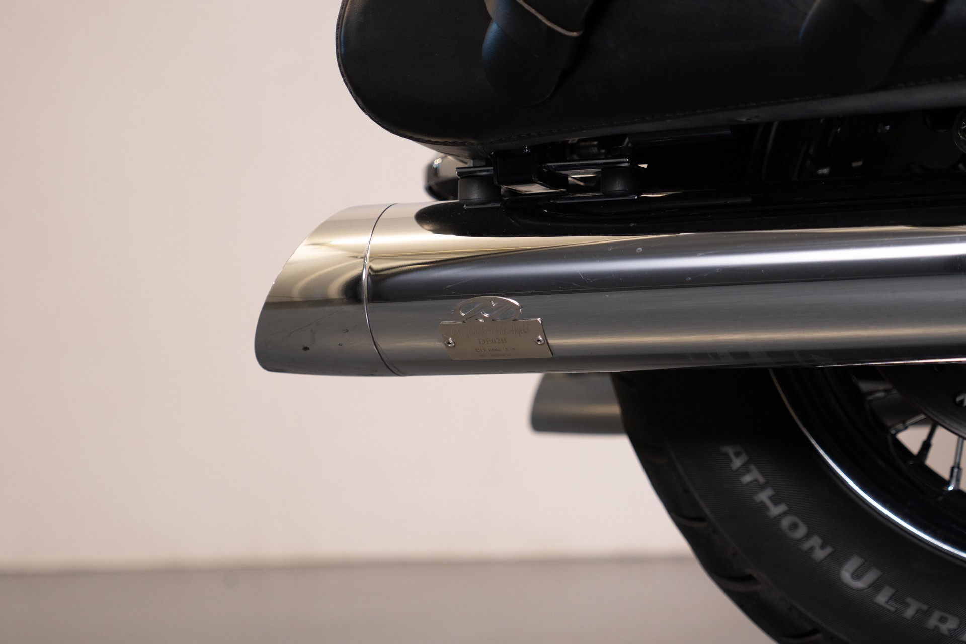 HARLEY-DAVIDSON FLHRC Road King Classic ABS-image-8