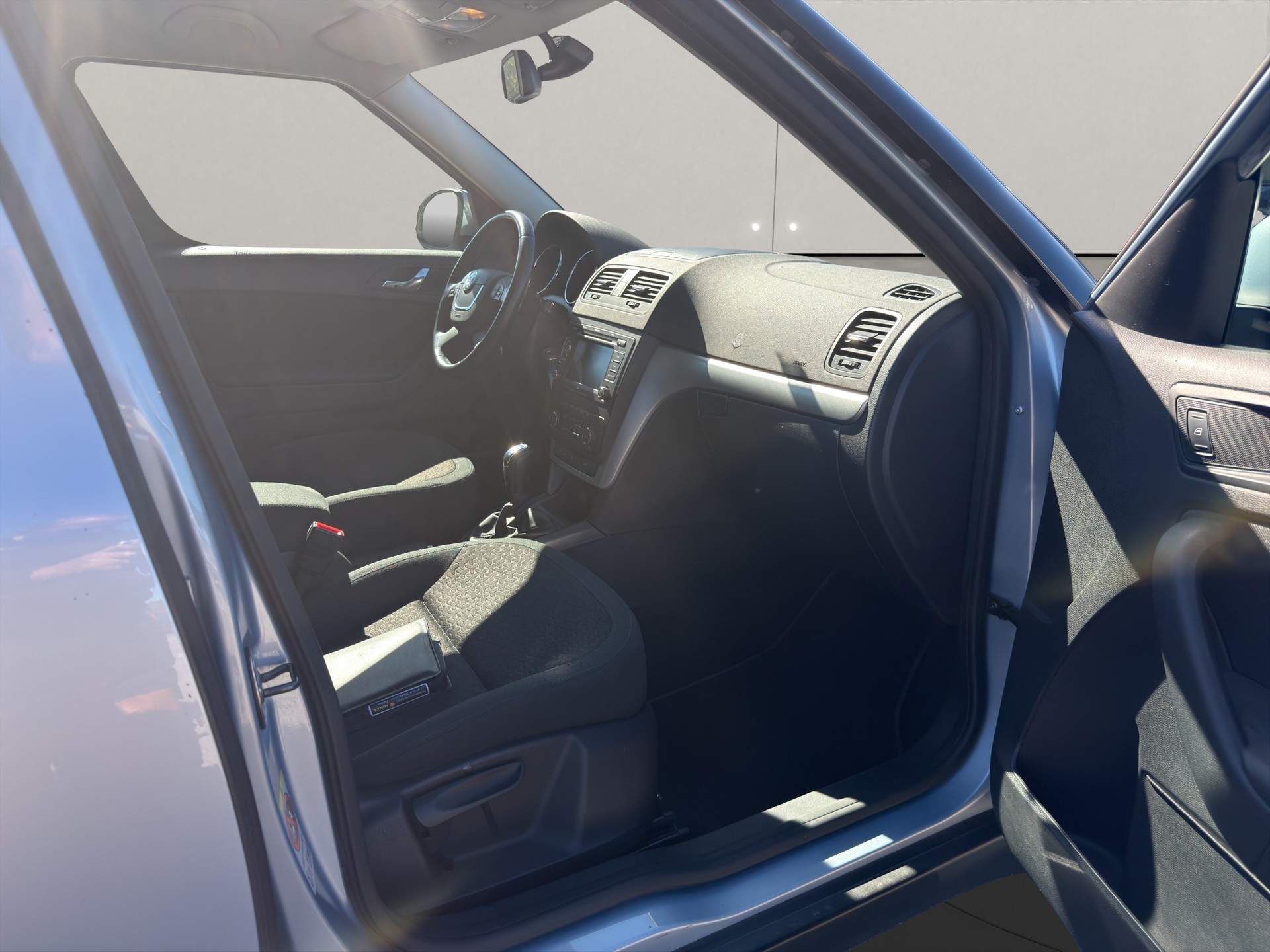 SKODA Yeti 1.8 TSI Ambition 4x4-image-9