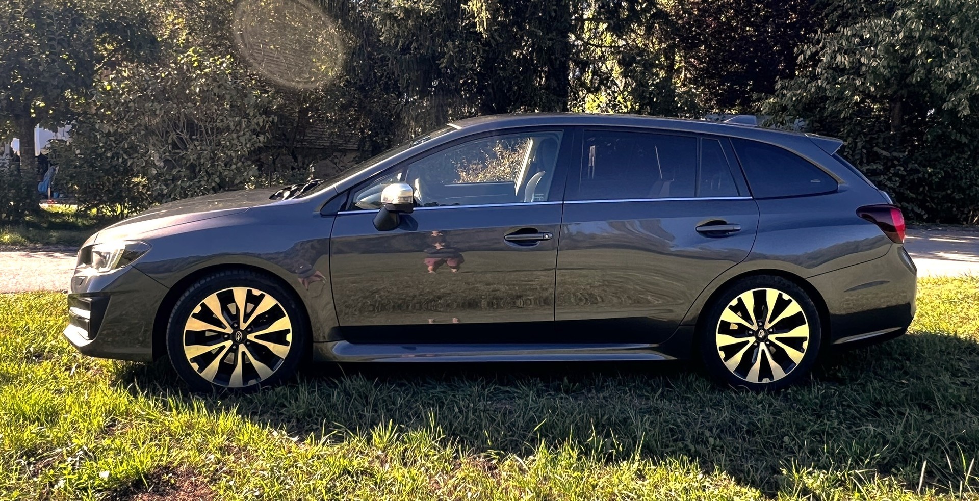 SUBARU 2.0i Swiss Plus-image-3