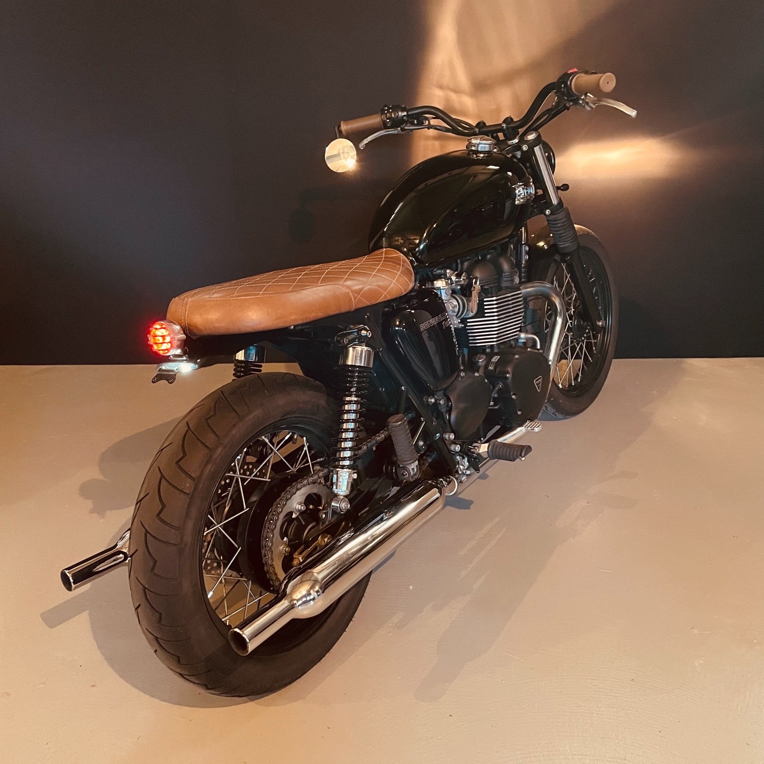 TRIUMPH Bonneville 900 i T 214-image-5