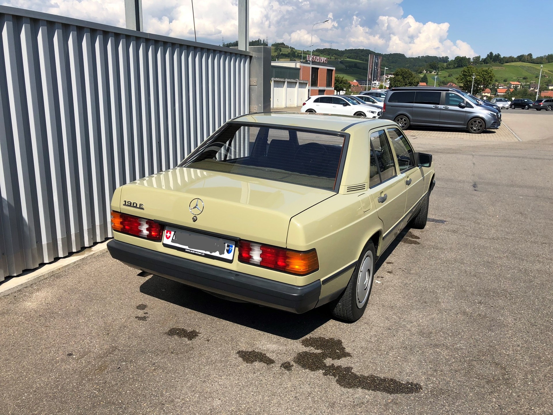 MERCEDES-BENZ 190 E 2.0-image-9