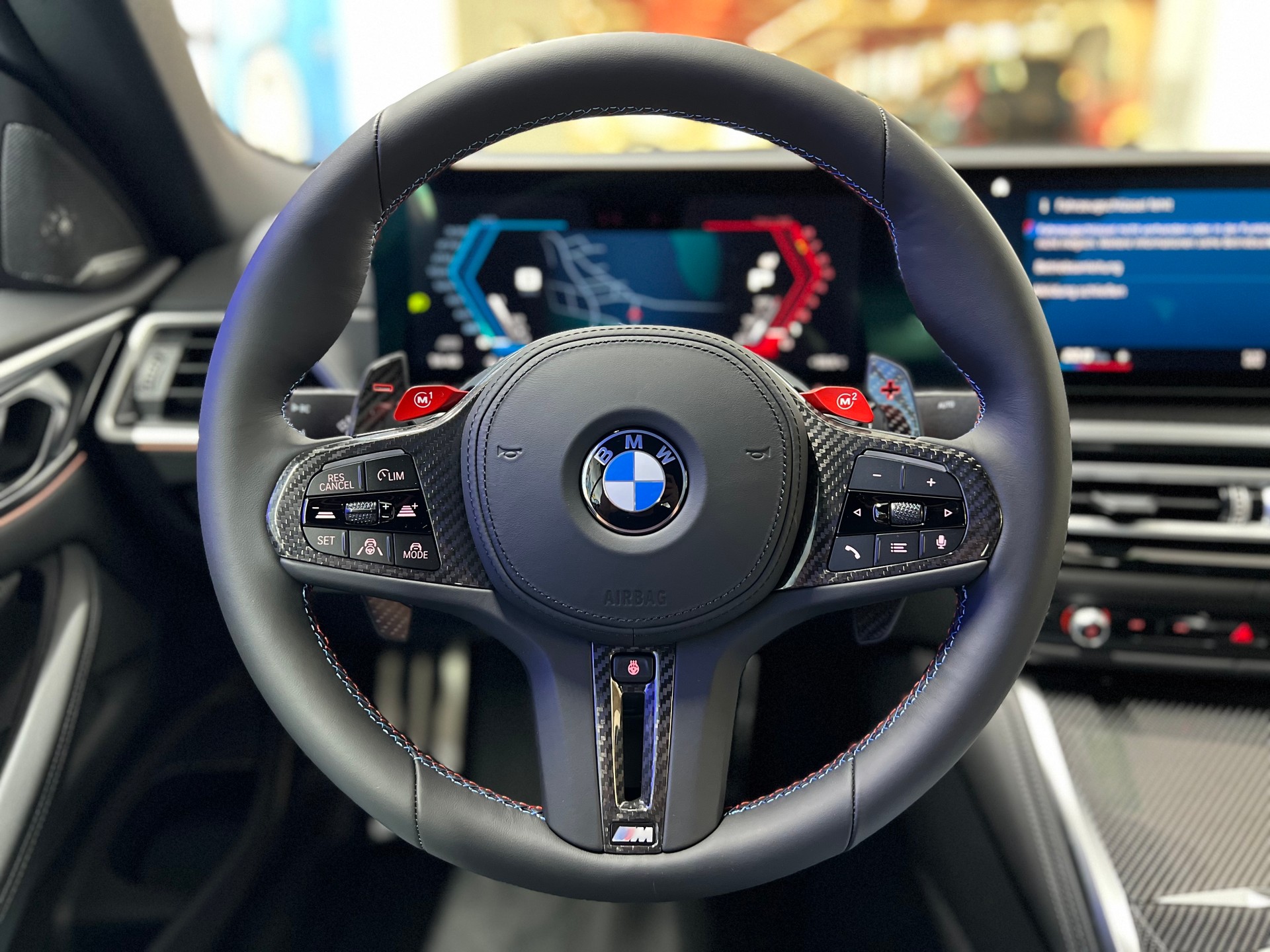 BMW M4 Cabrio Competition M xDrive-image-11