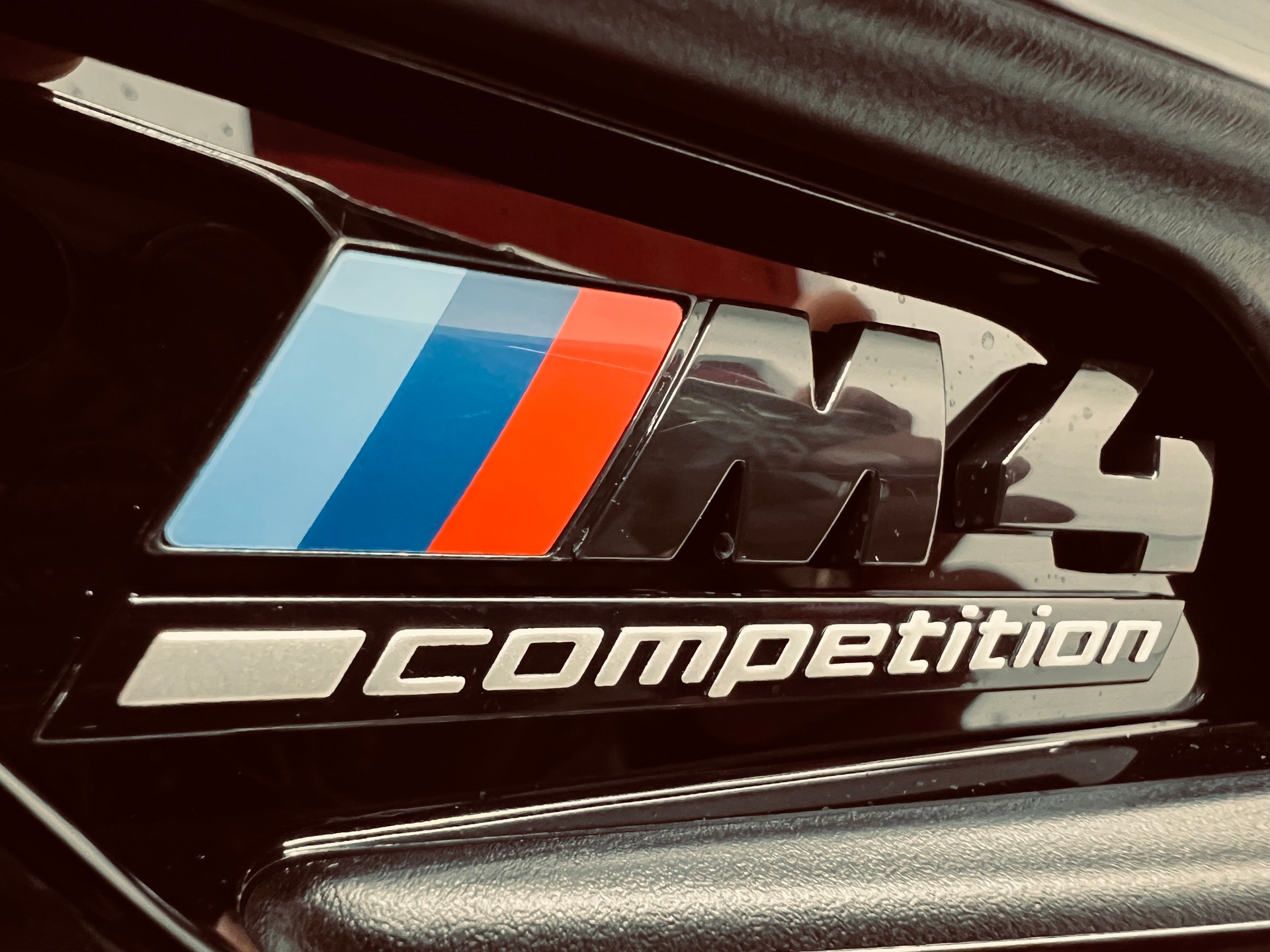 BMW M4 Cabrio Competition M xDrive-image-14