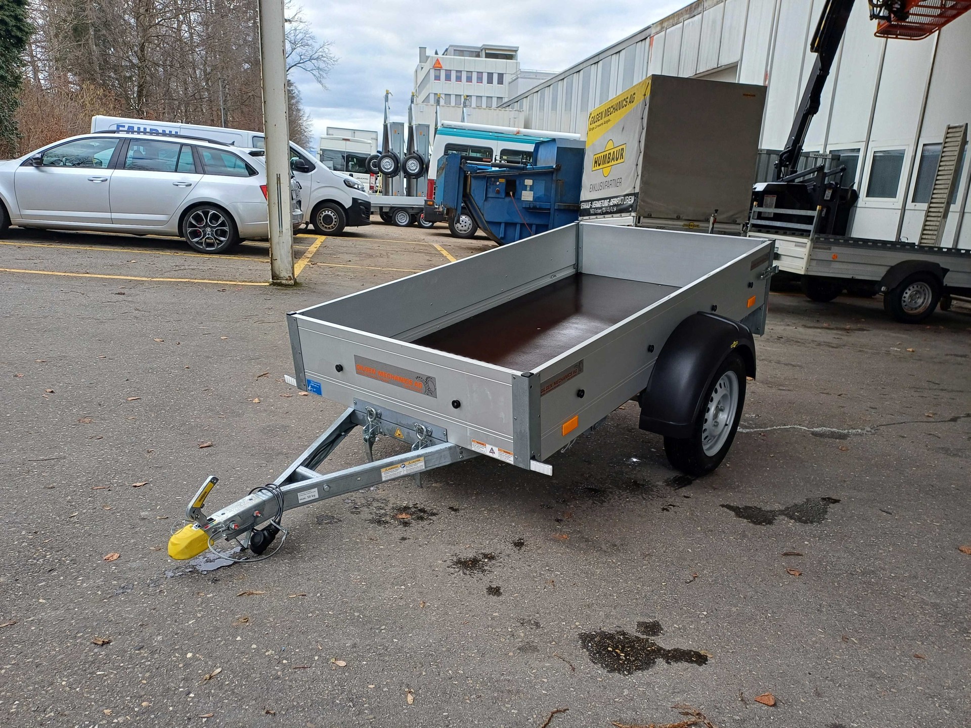 HUMBAUR Startrailer DK