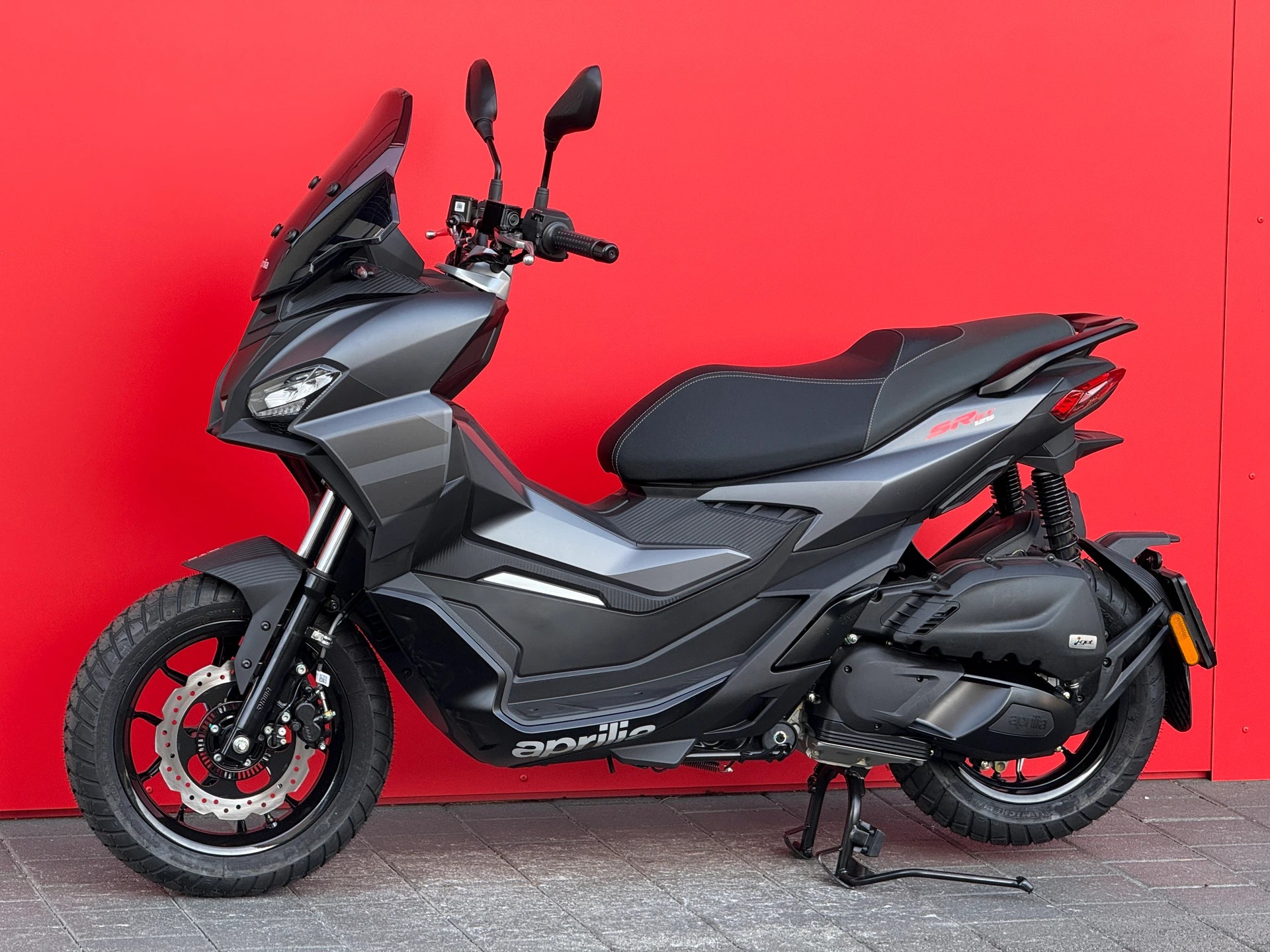 APRILIA SR 200 GT ABS E5+-image-2