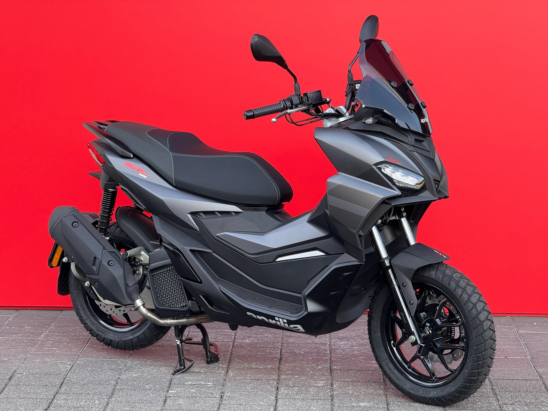 APRILIA SR 200 GT ABS E5+-image-3