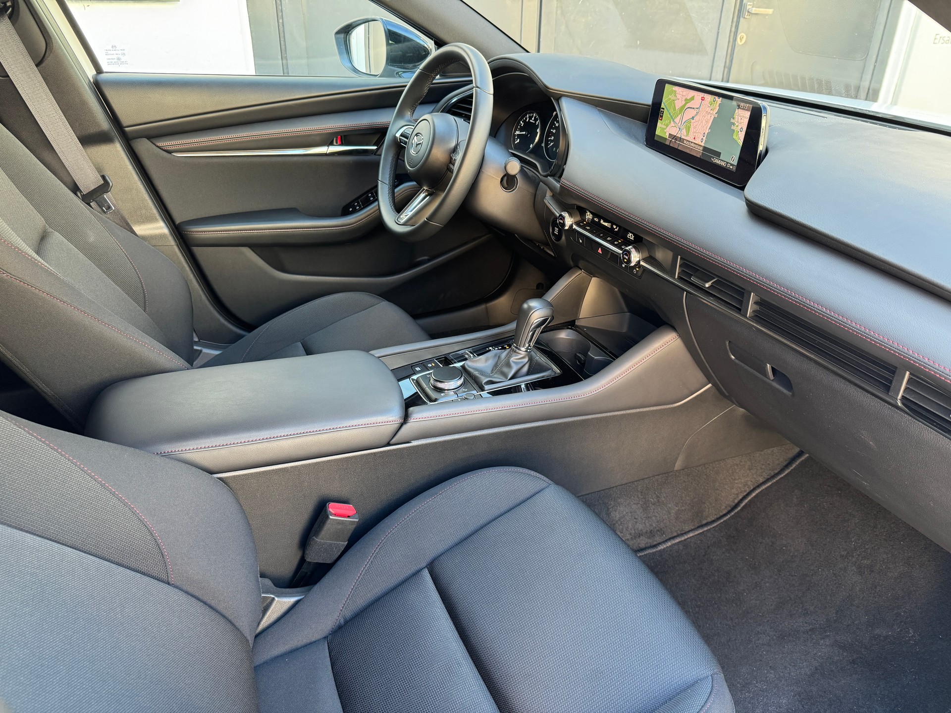 MAZDA 3 Hatchback SKYACTIV-G M Hybrid 122 Homura Automat-image-11