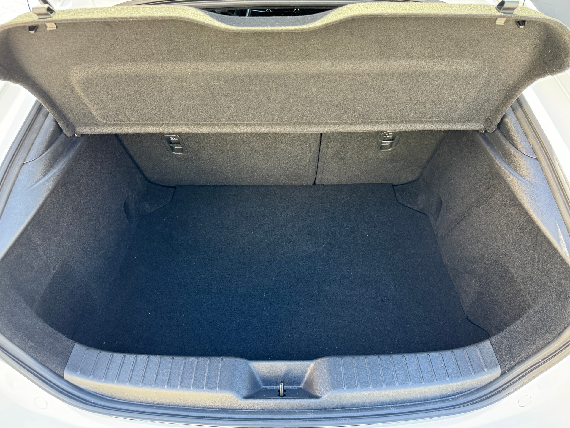 MAZDA 3 Hatchback SKYACTIV-G M Hybrid 122 Homura Automat-image-8
