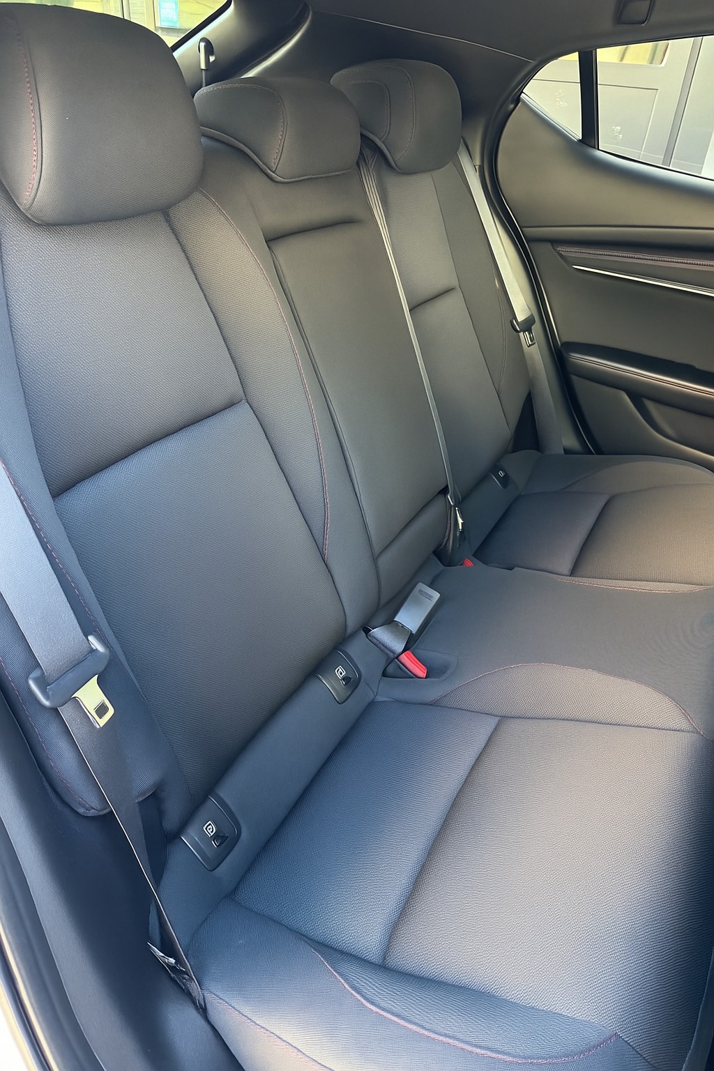 MAZDA 3 Hatchback SKYACTIV-G M Hybrid 122 Homura Automat-image-13