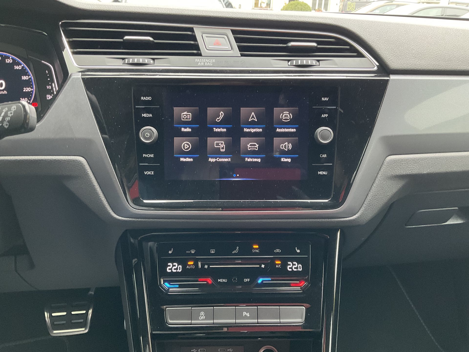 VW Touran 1.5 TSI DSG HIGHLINE R-LINE *** TOP AUSSTATTUNG ***-image-9