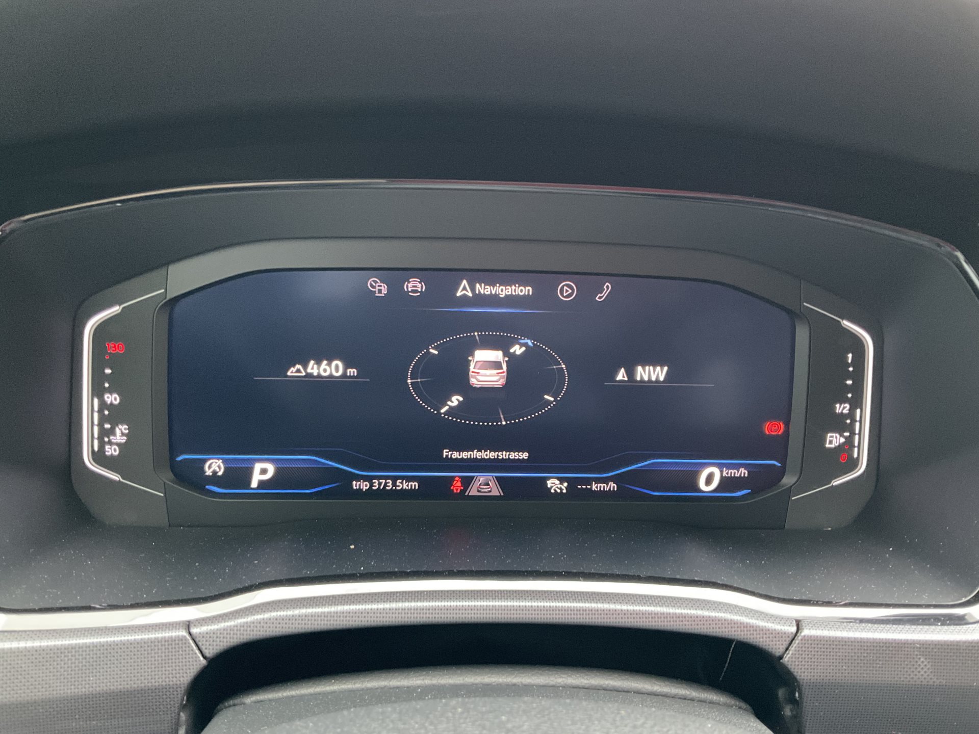 VW Touran 1.5 TSI DSG HIGHLINE R-LINE *** TOP AUSSTATTUNG ***-image-12