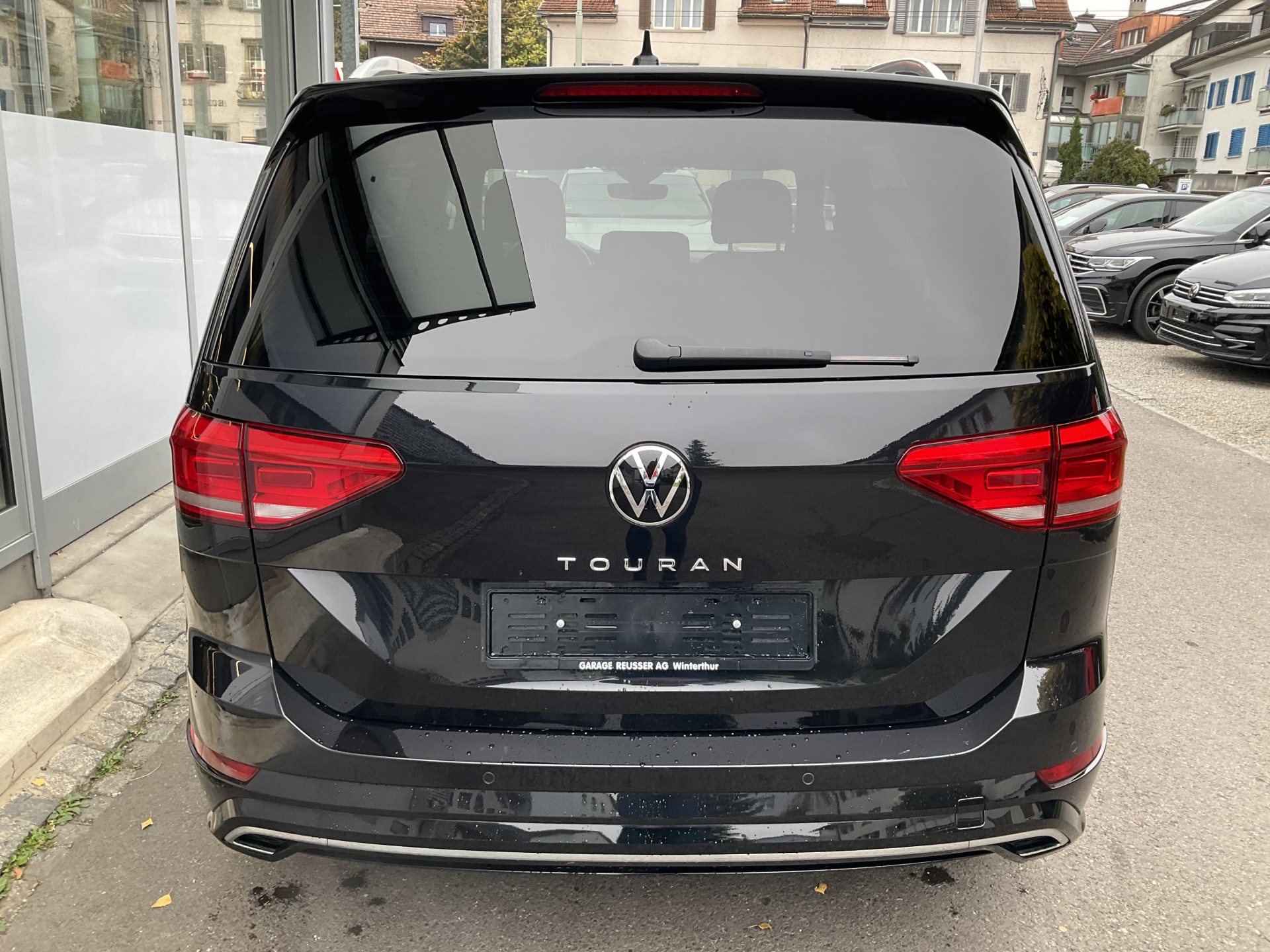 VW Touran 1.5 TSI DSG HIGHLINE R-LINE *** TOP AUSSTATTUNG ***-image-4