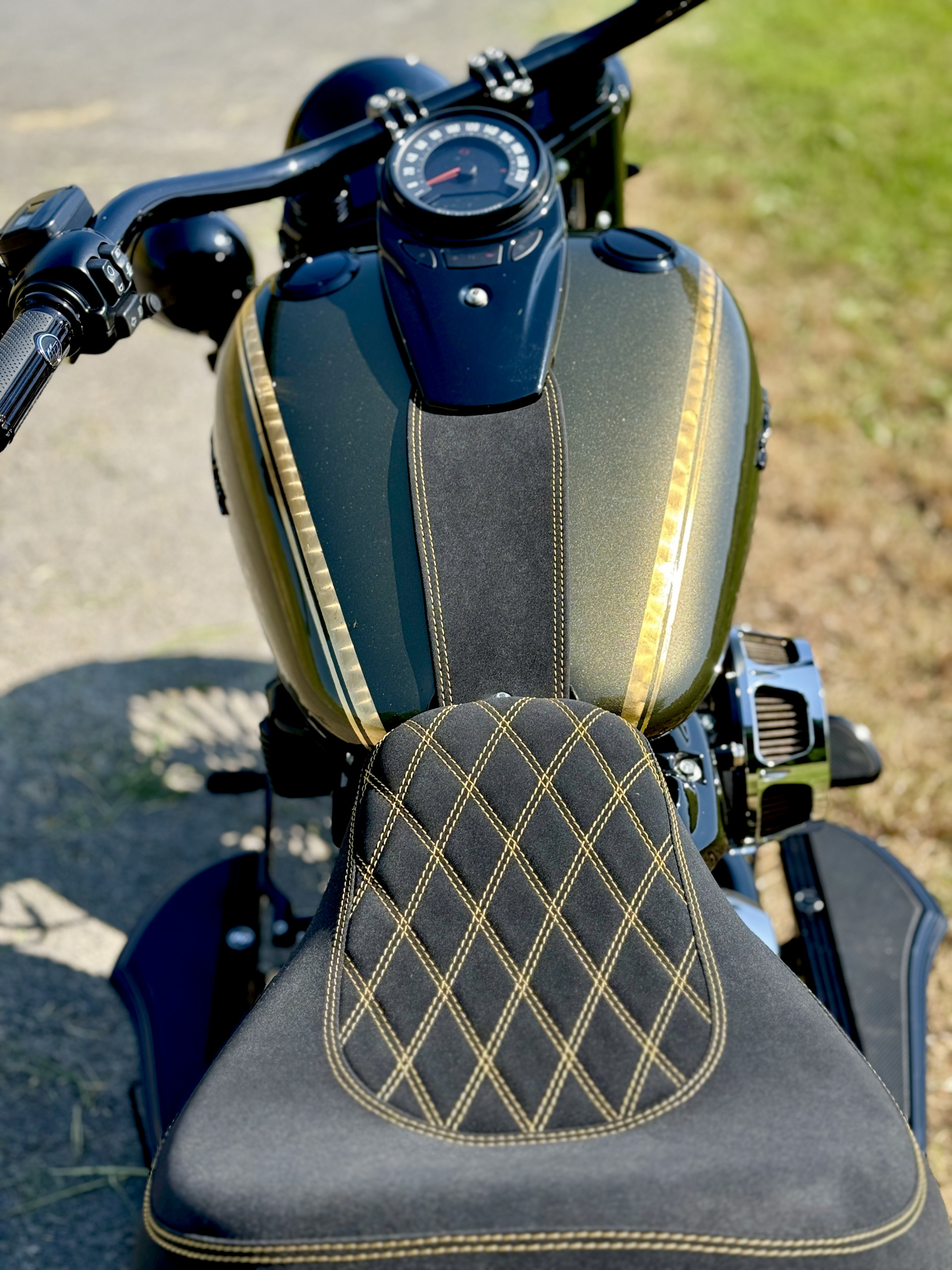 HARLEY-DAVIDSON FLDE 1745 Softail Deluxe 107-image-7
