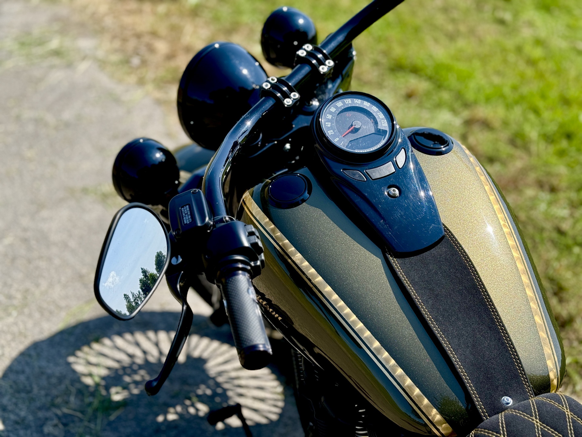 HARLEY-DAVIDSON FLDE 1745 Softail Deluxe 107-image-6