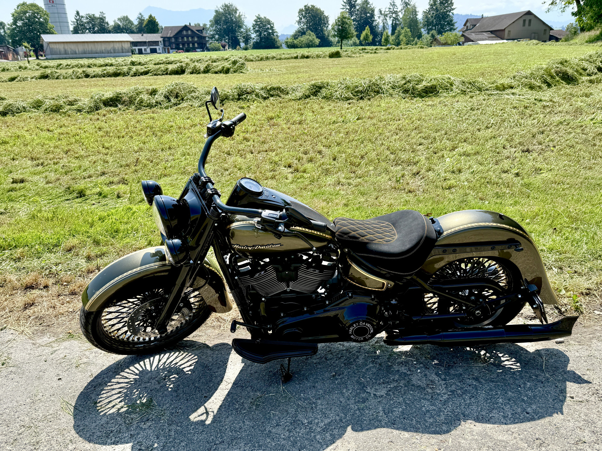 HARLEY-DAVIDSON FLDE 1745 Softail Deluxe 107-image-3