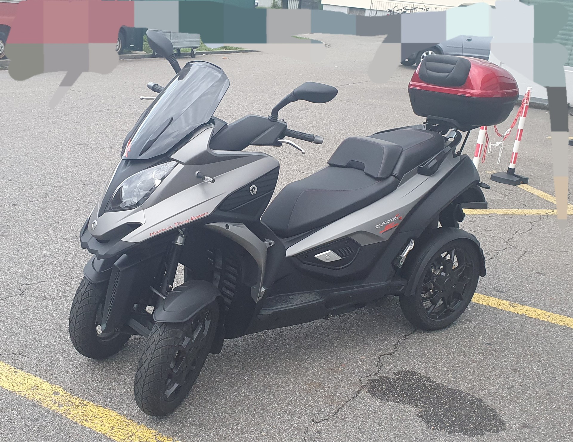 QUADRO 4-image-2