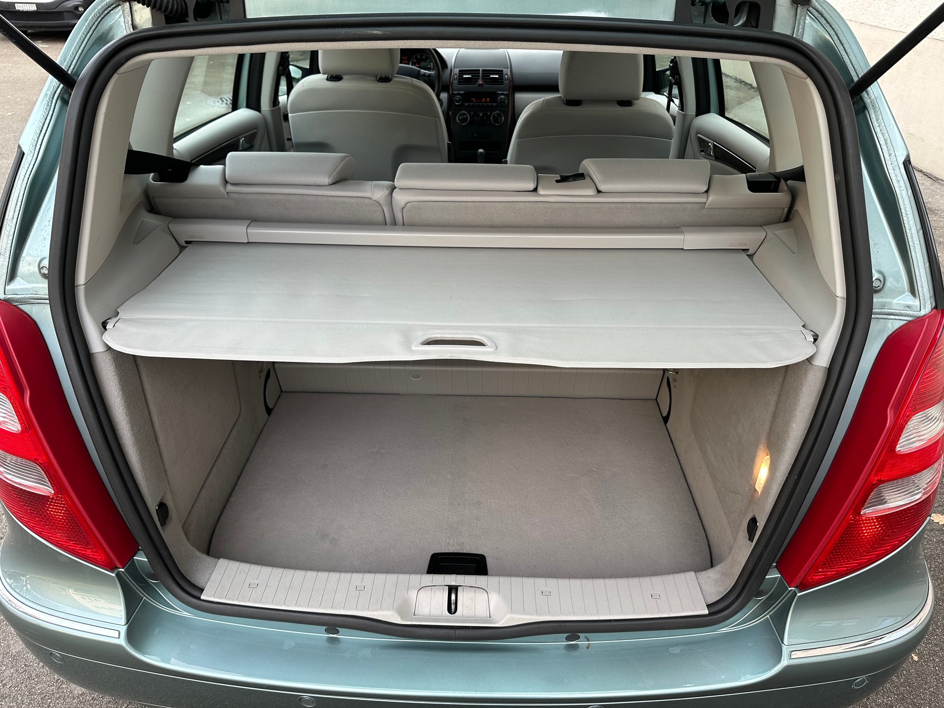 MERCEDES-BENZ A 170 Elégance-image-29