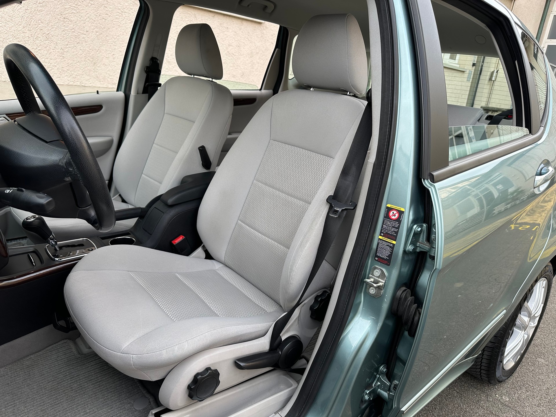 MERCEDES-BENZ A 170 Elégance-image-11