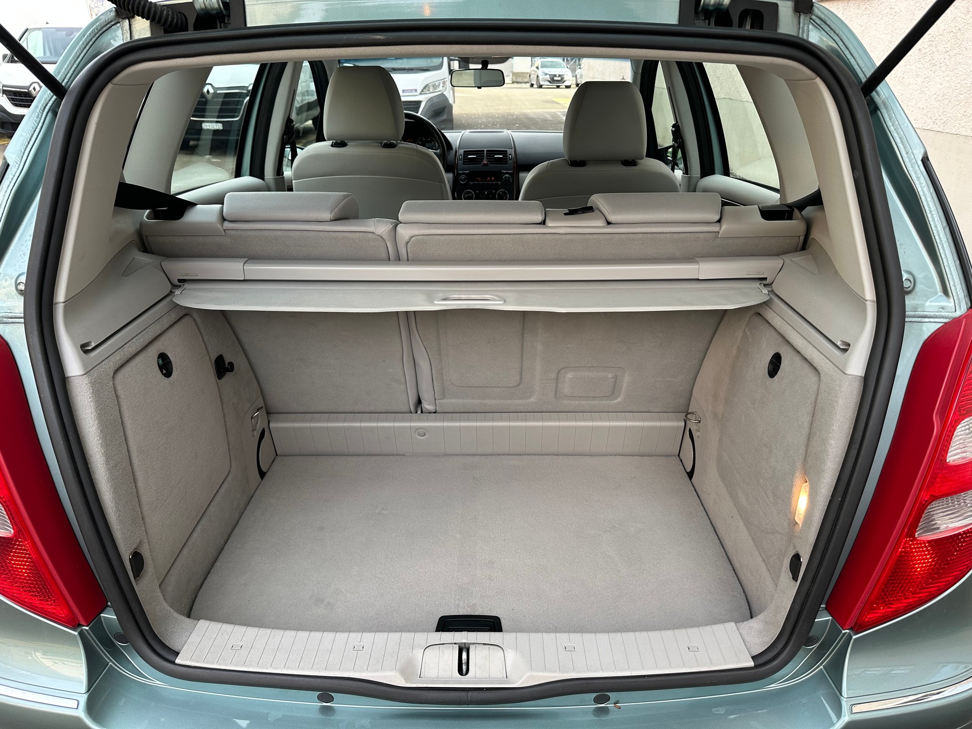 MERCEDES-BENZ A 170 Elégance-image-28