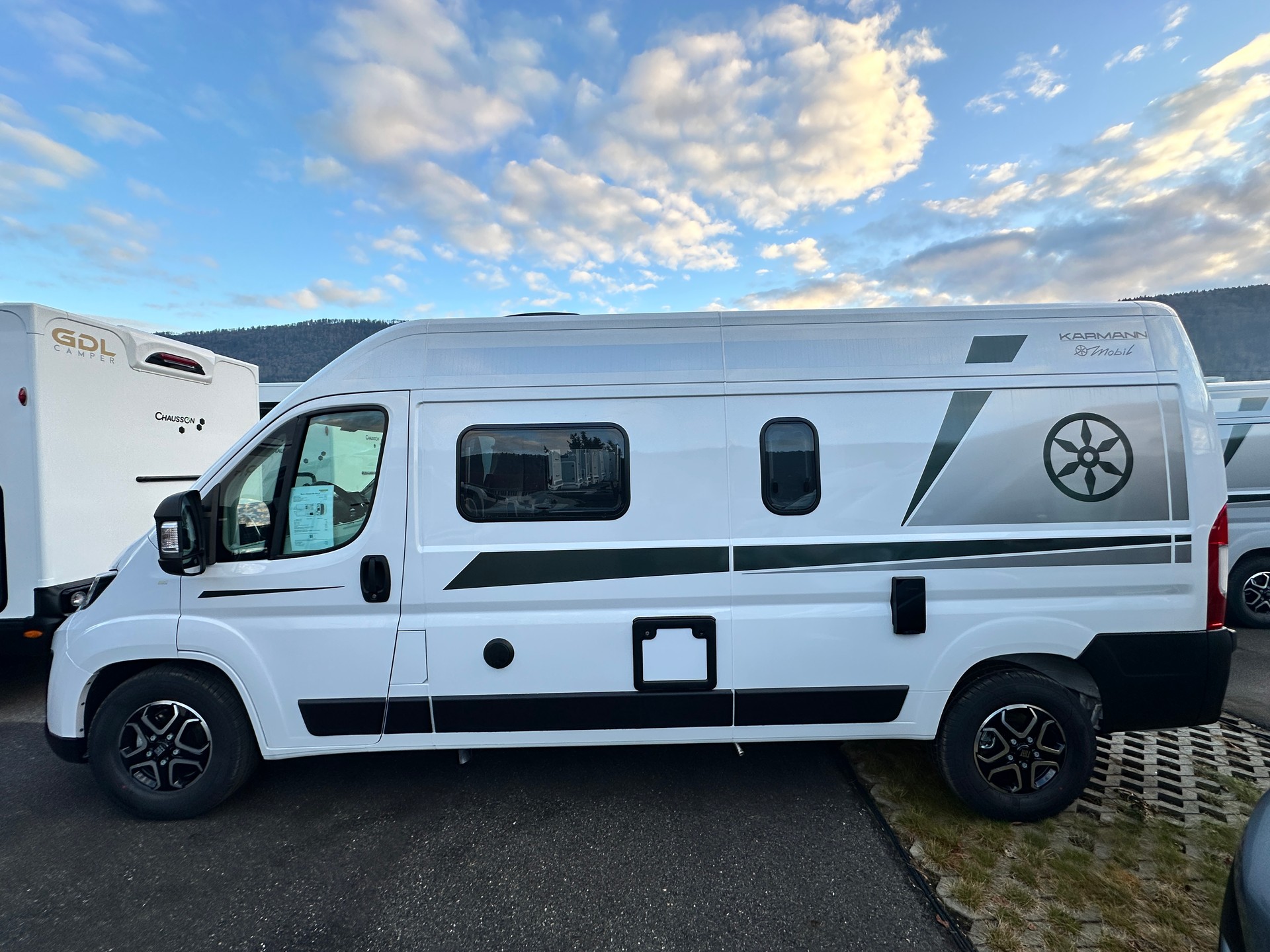 KARMANN Davis Lifestyle DA 610 LS-image-5