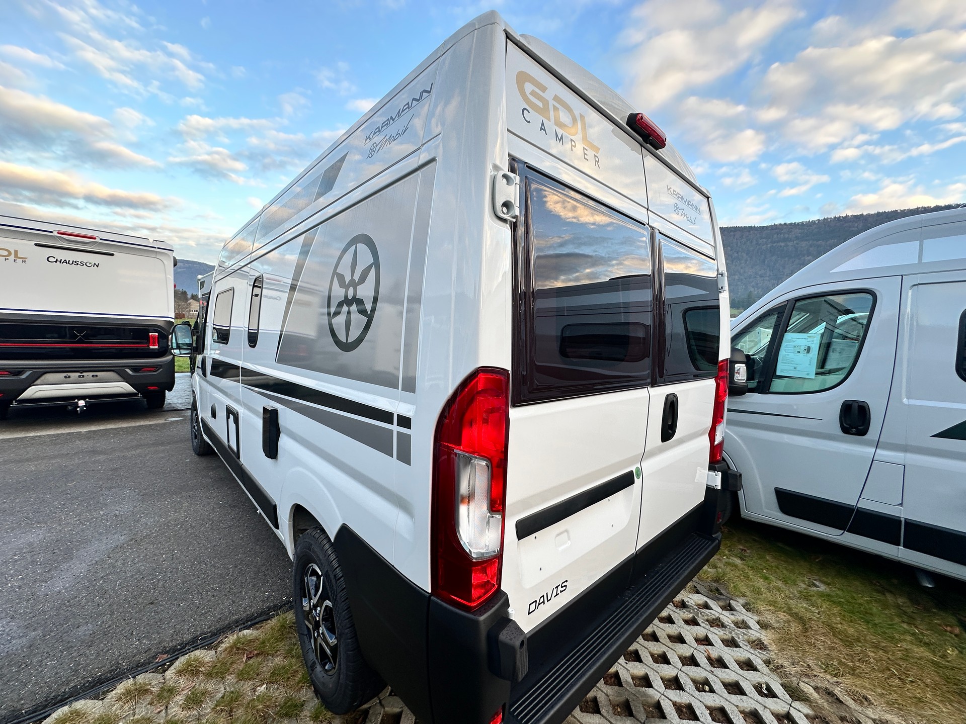 KARMANN Davis Lifestyle DA 610 LS-image-4