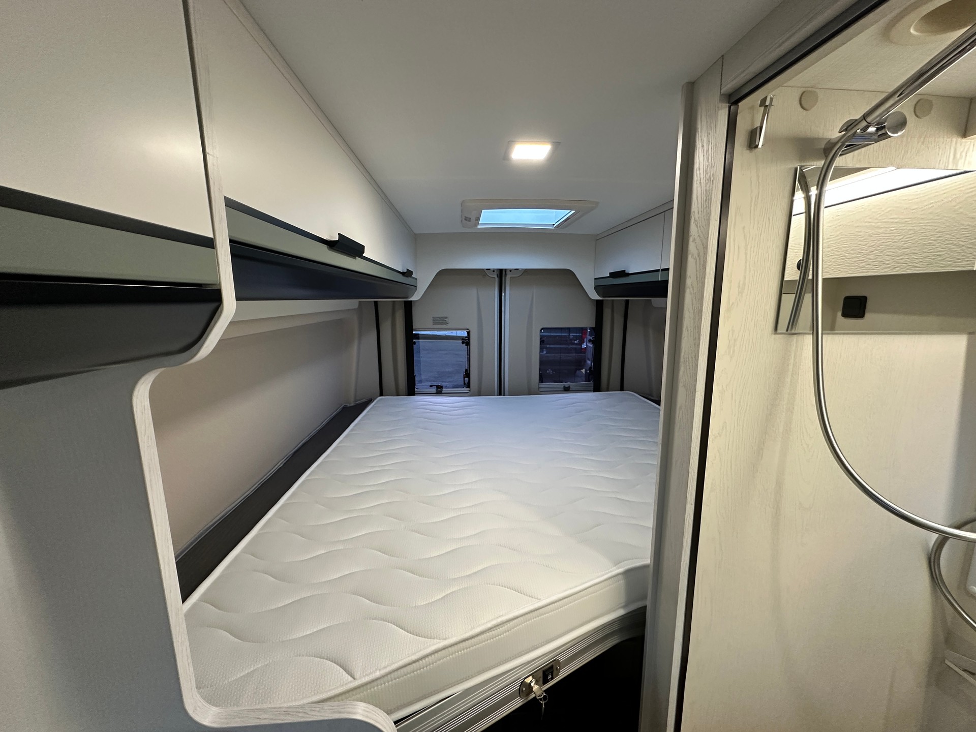 KARMANN Davis Lifestyle DA 610 LS-image-13