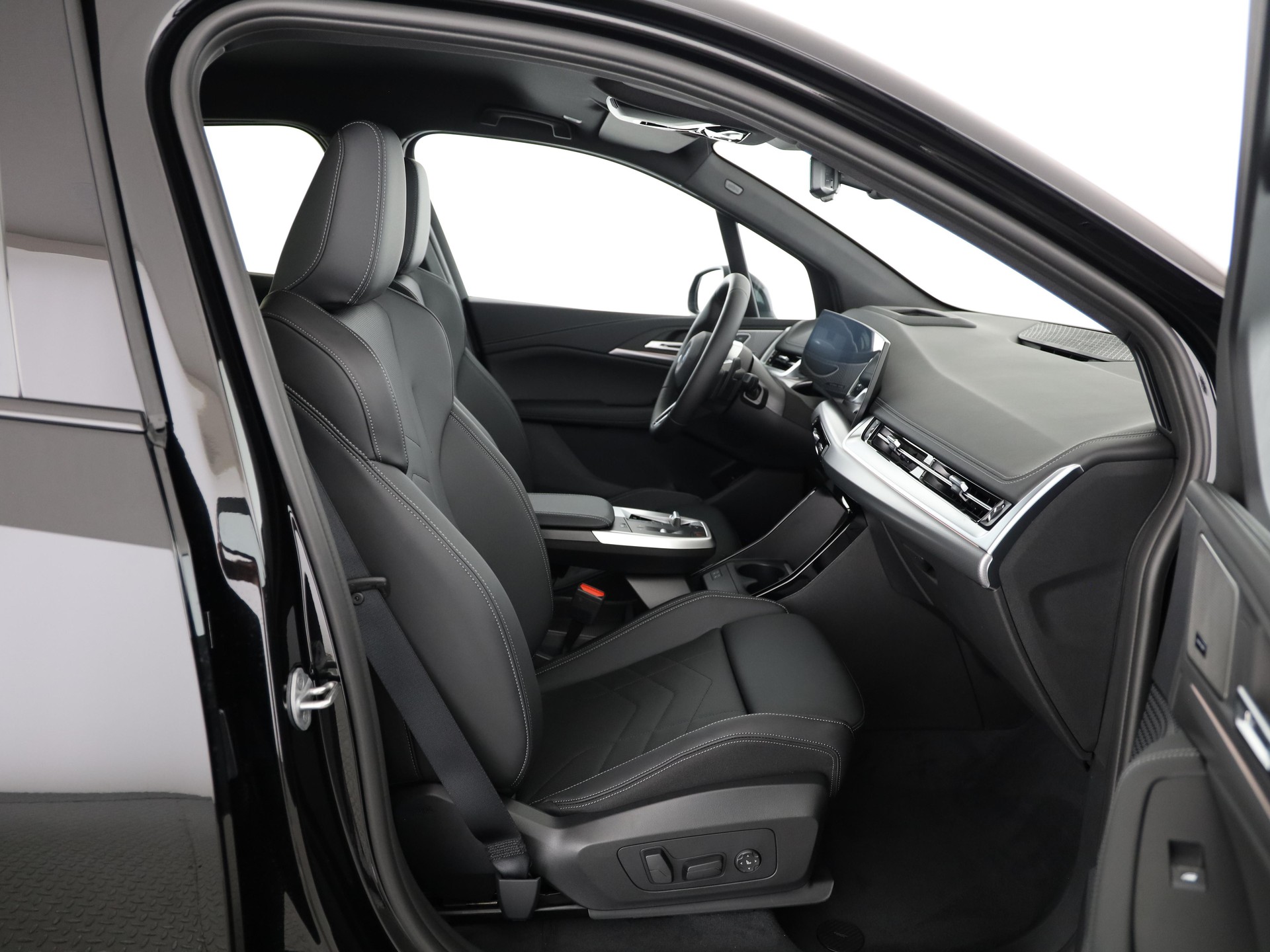 BMW 230e xDrive paddles Active Tourer-image-9