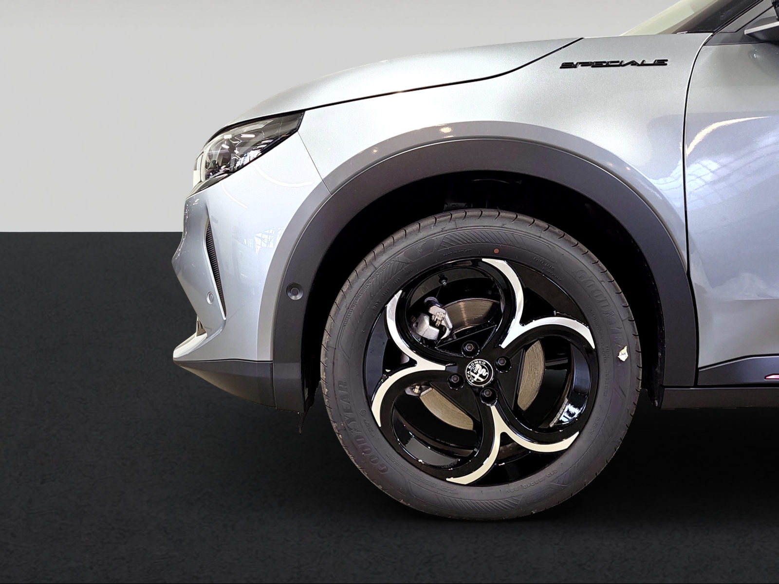 ALFA ROMEO Junior 1.2 48V Hybrid Speciale-showroom-element-3