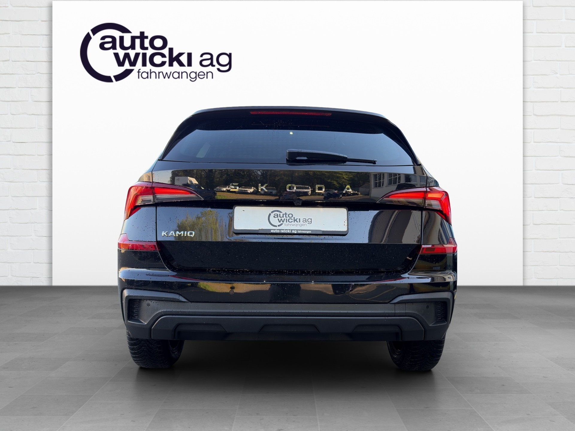SKODA Kamiq 1.5 TSI Selection DSG-showroom-element-2