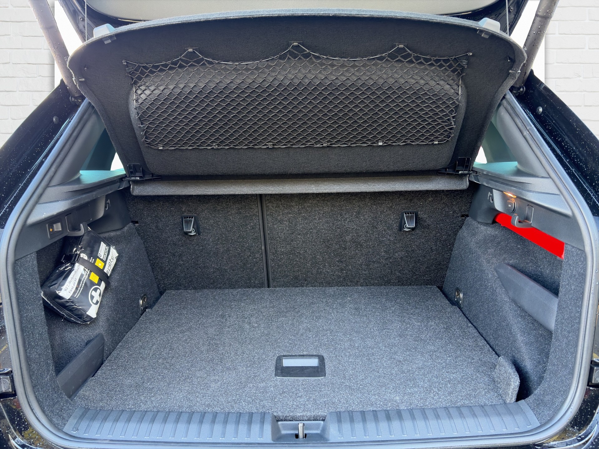 SKODA Kamiq 1.5 TSI Selection DSG-image-8
