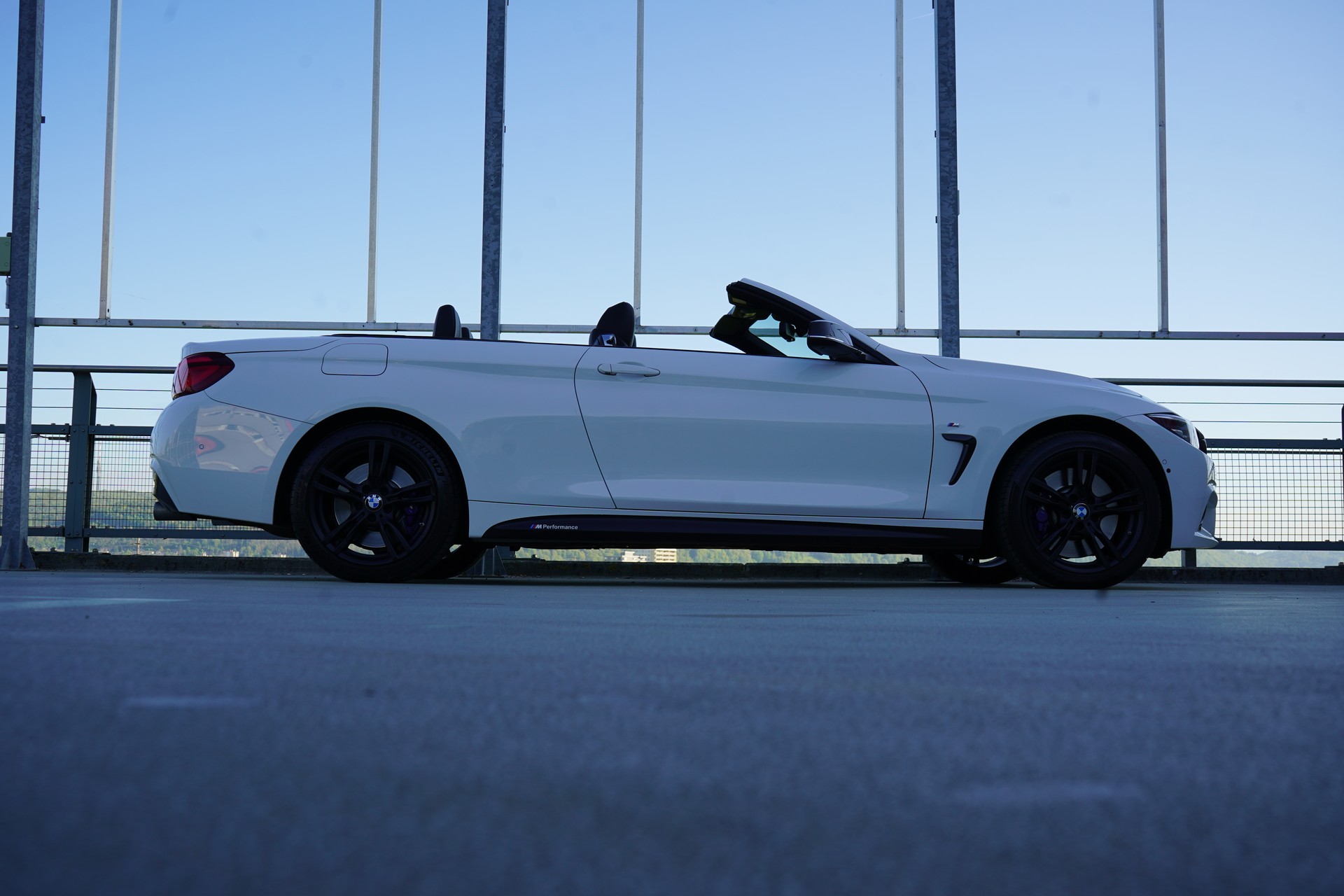 BMW 440i CABRIOLET xDRIVE STEPTRONIC M SPORT BLACK l 326 PS