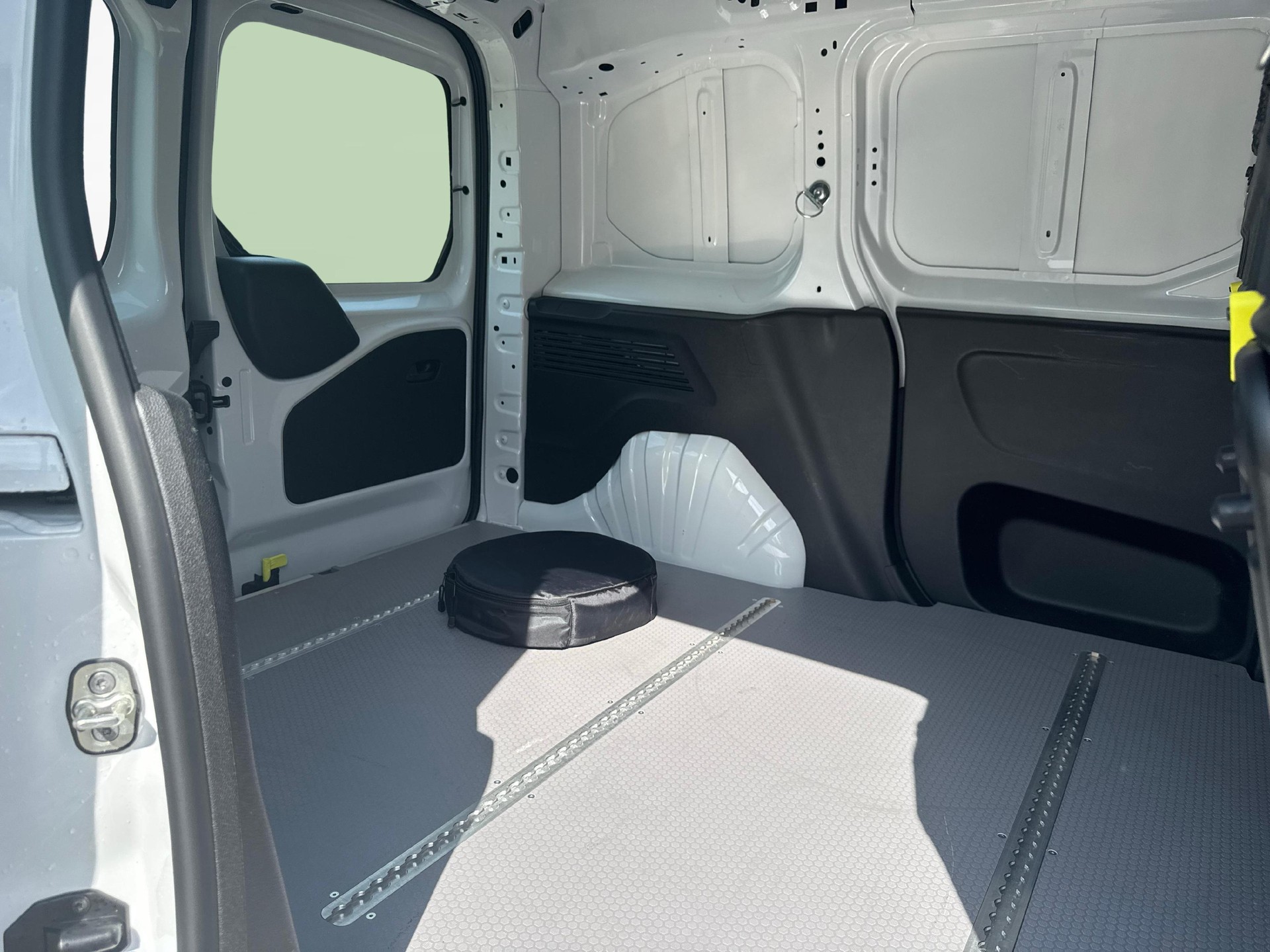 TOYOTA PROACE CITY Van L1 50KWh Comfort / ab 3,99% Leasing bei Abschluss einer Protect Autoversicherung-image-11