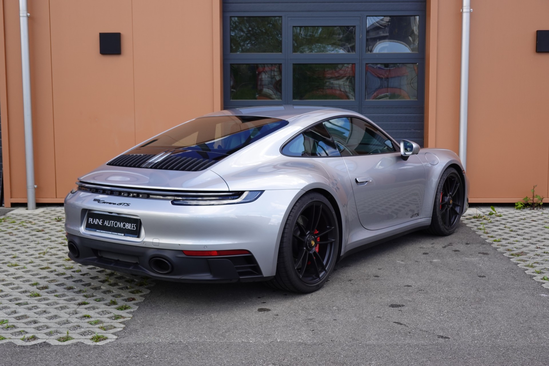 PORSCHE 911 Carrera GTS PDK - "1ère main * PA 03.2028 * Son BOSE * Tempomat Adaptatif * Sièges Sport 18 Posit * Echap Sport * Lift Sys"-image-7