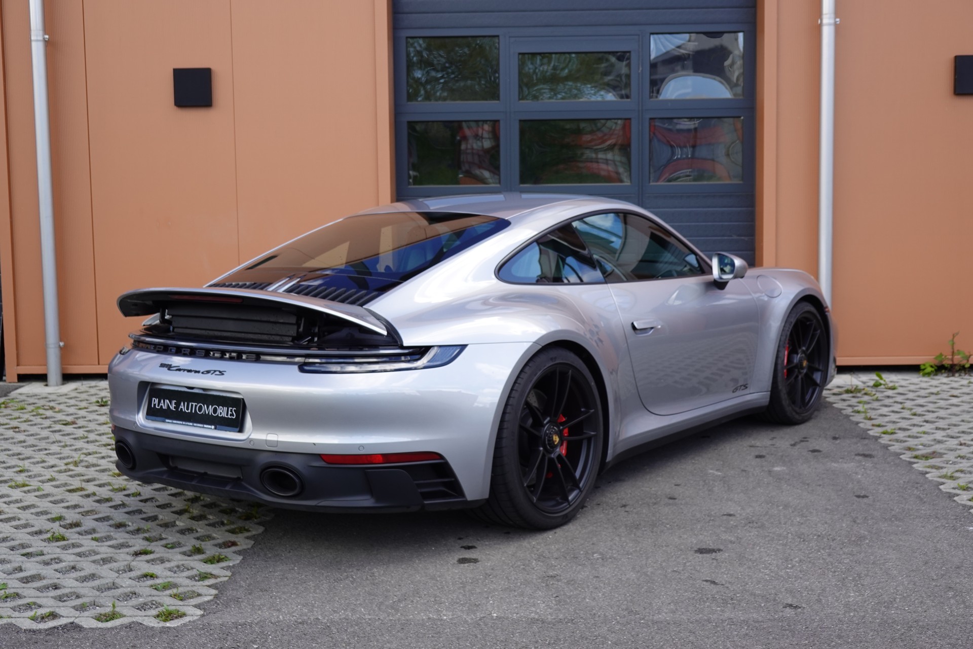 PORSCHE 911 Carrera GTS PDK - "1ère main * PA 03.2028 * Son BOSE * Tempomat Adaptatif * Sièges Sport 18 Posit * Echap Sport * Lift Sys"-image-8