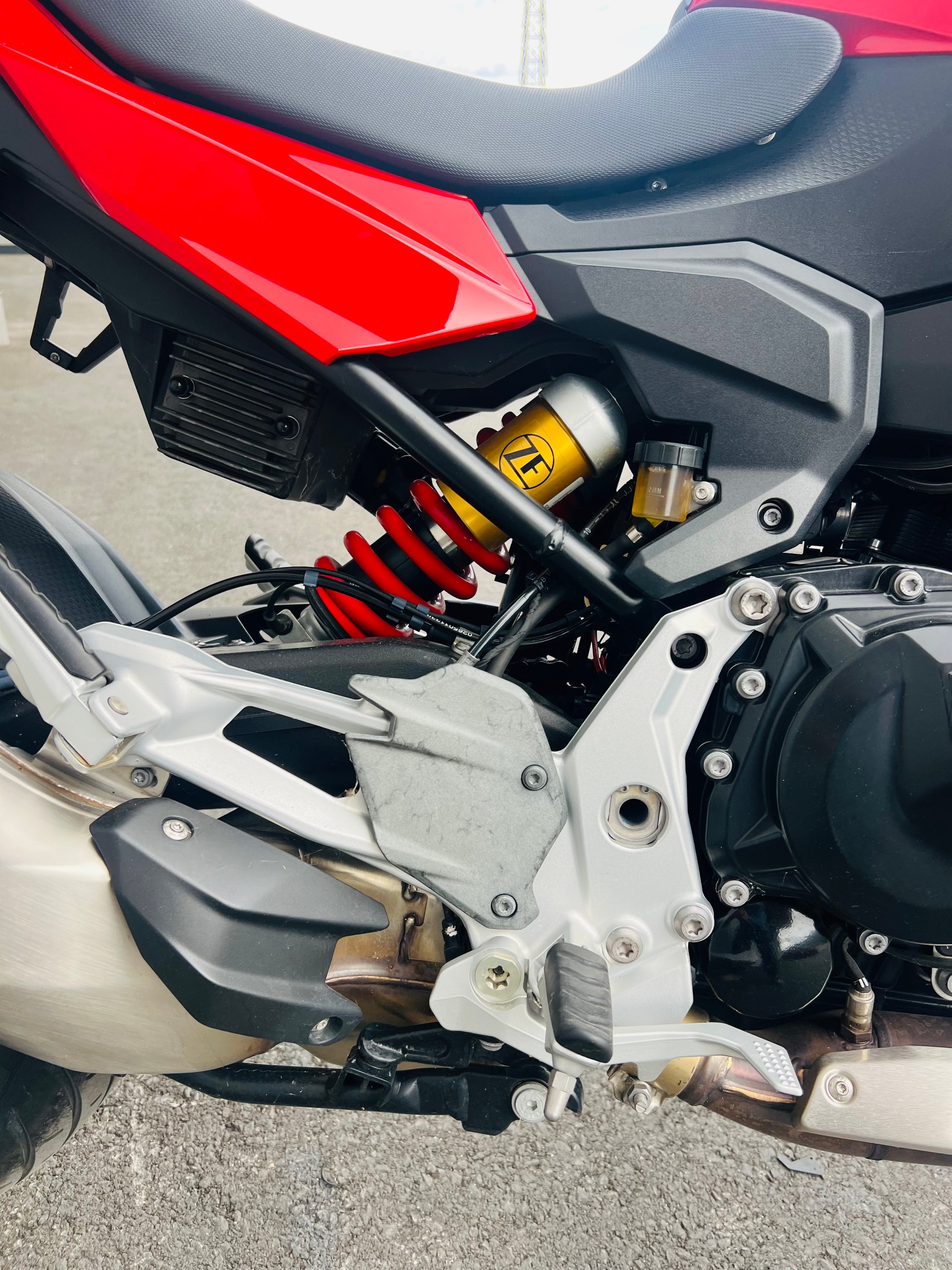 BMW F 900 XR ABS-image-9