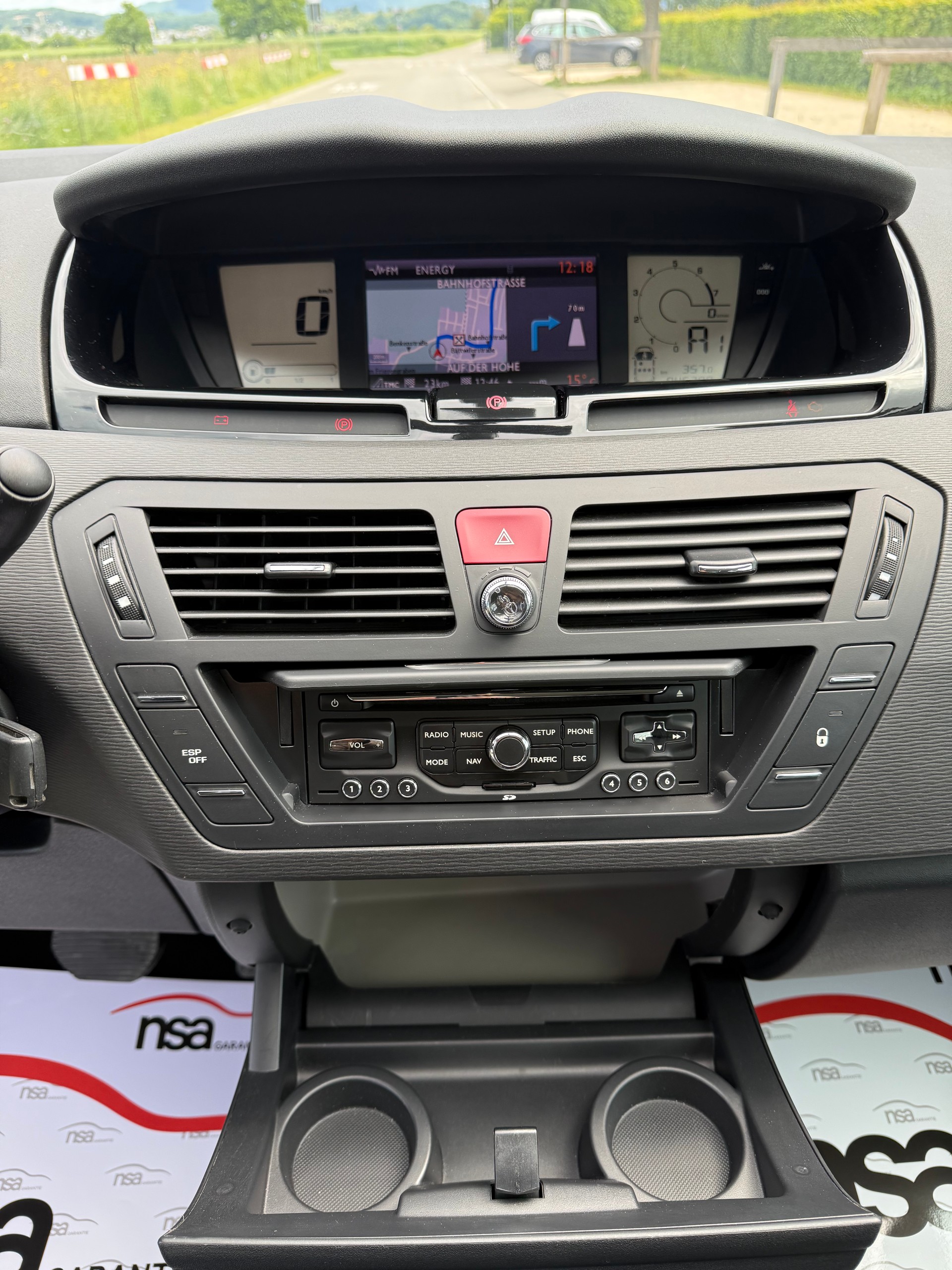 CITROEN C4 Picasso 1.6i 16V THP Exclusive EGS6-image-11