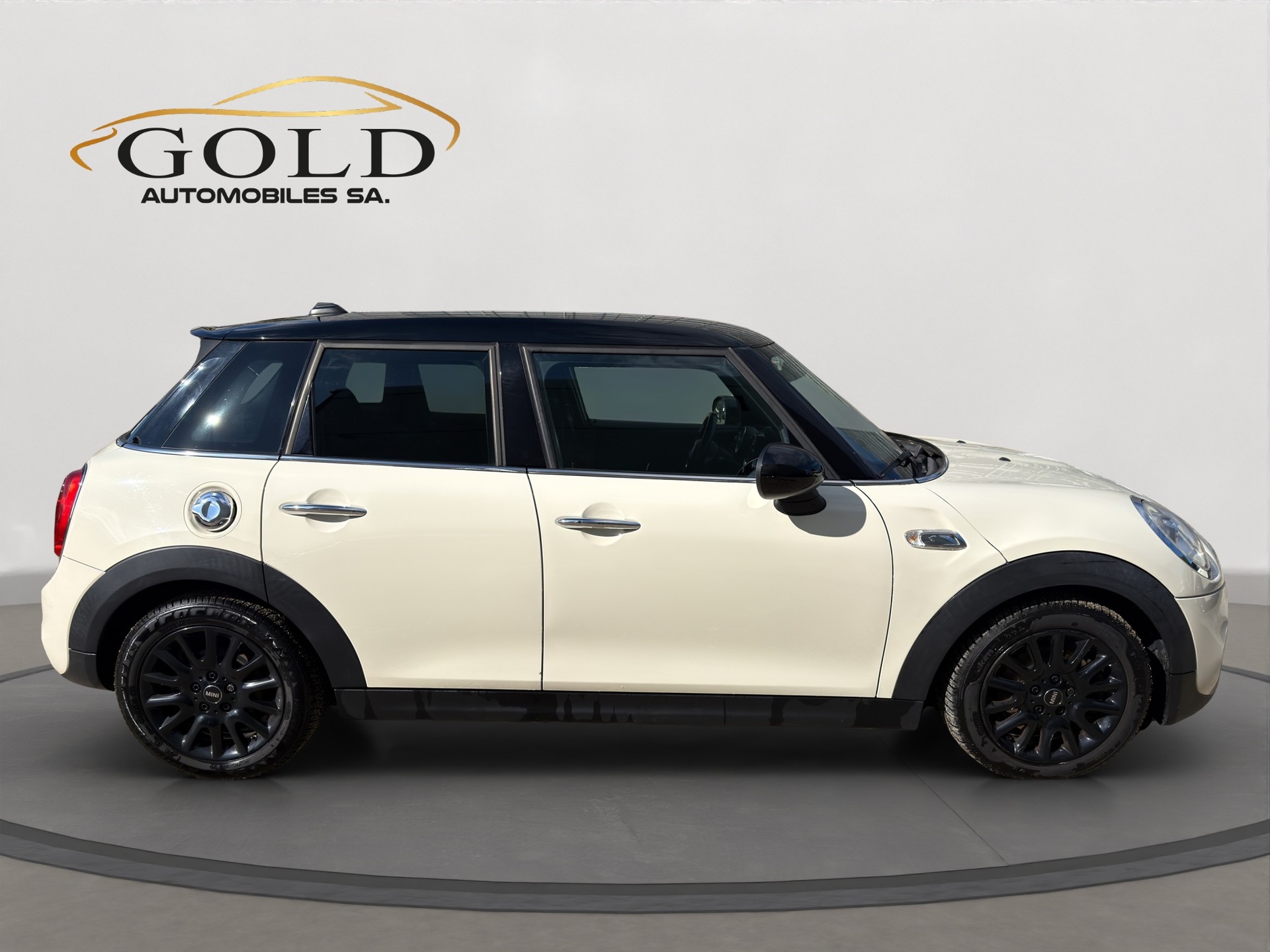 MINI Cooper S-image-8