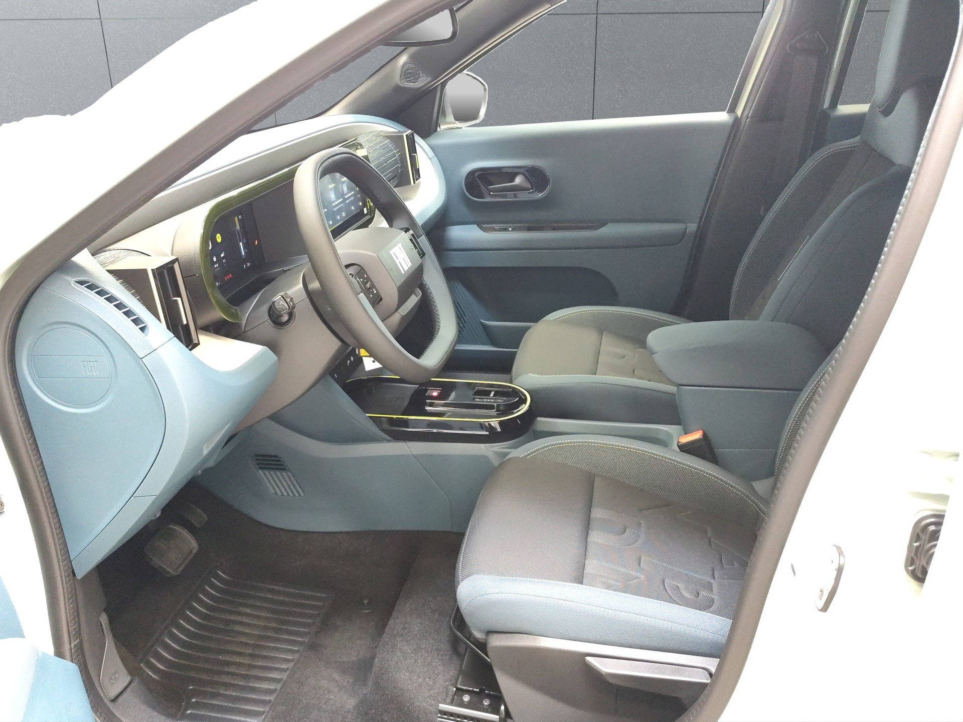 FIAT Grande Panda 1.2 Hybrid Icon-image-11