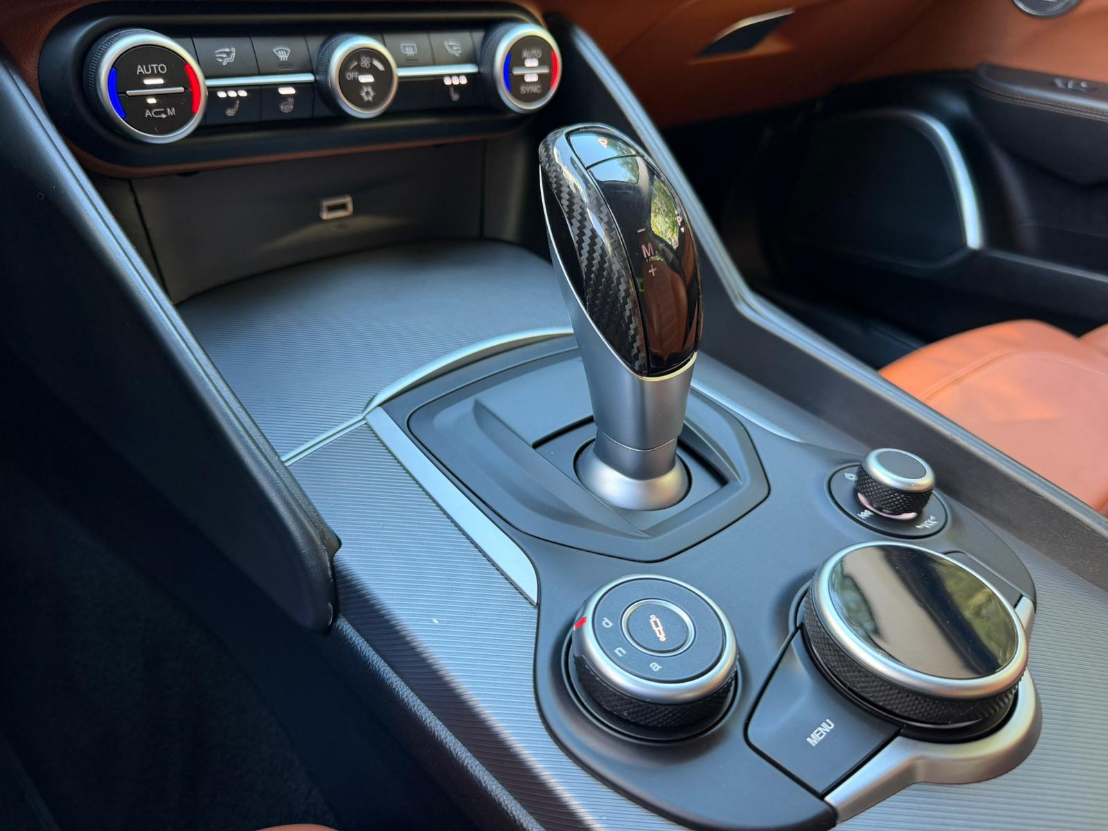 ALFA ROMEO Giulia 2.0 Veloce Q4 Automatic-image-24