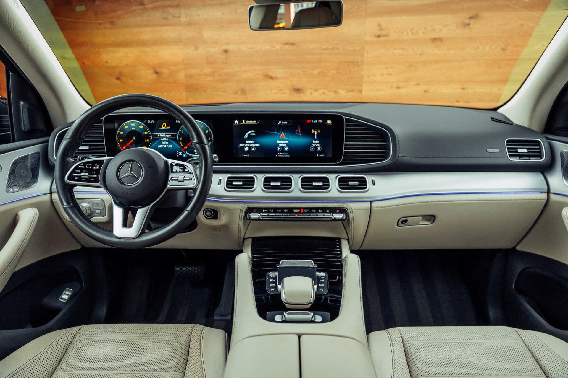 MERCEDES-BENZ GLE 350 de 4Matic AMG Line 9G-Tronic-image-5