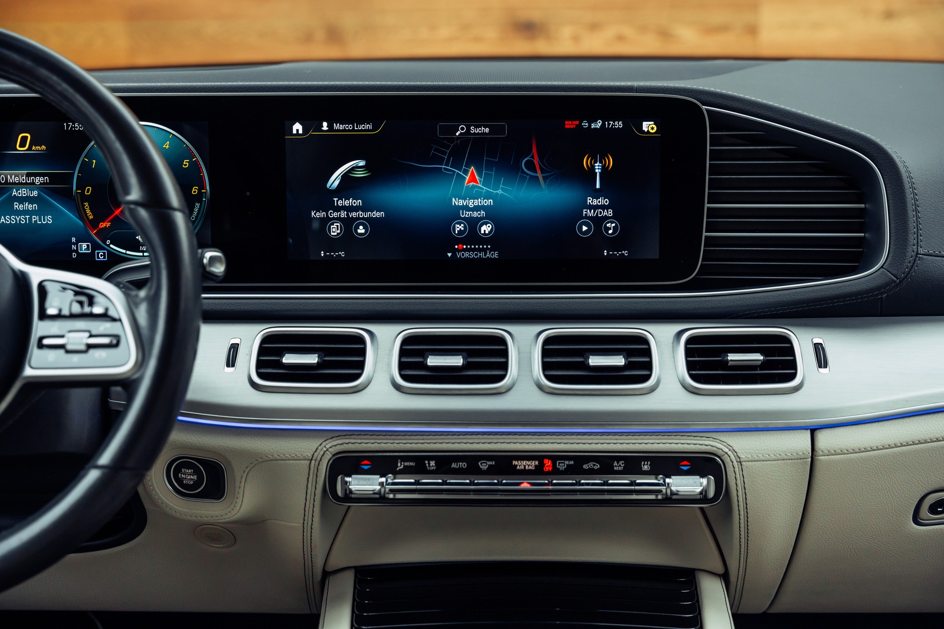 MERCEDES-BENZ GLE 350 de 4Matic AMG Line 9G-Tronic-image-19