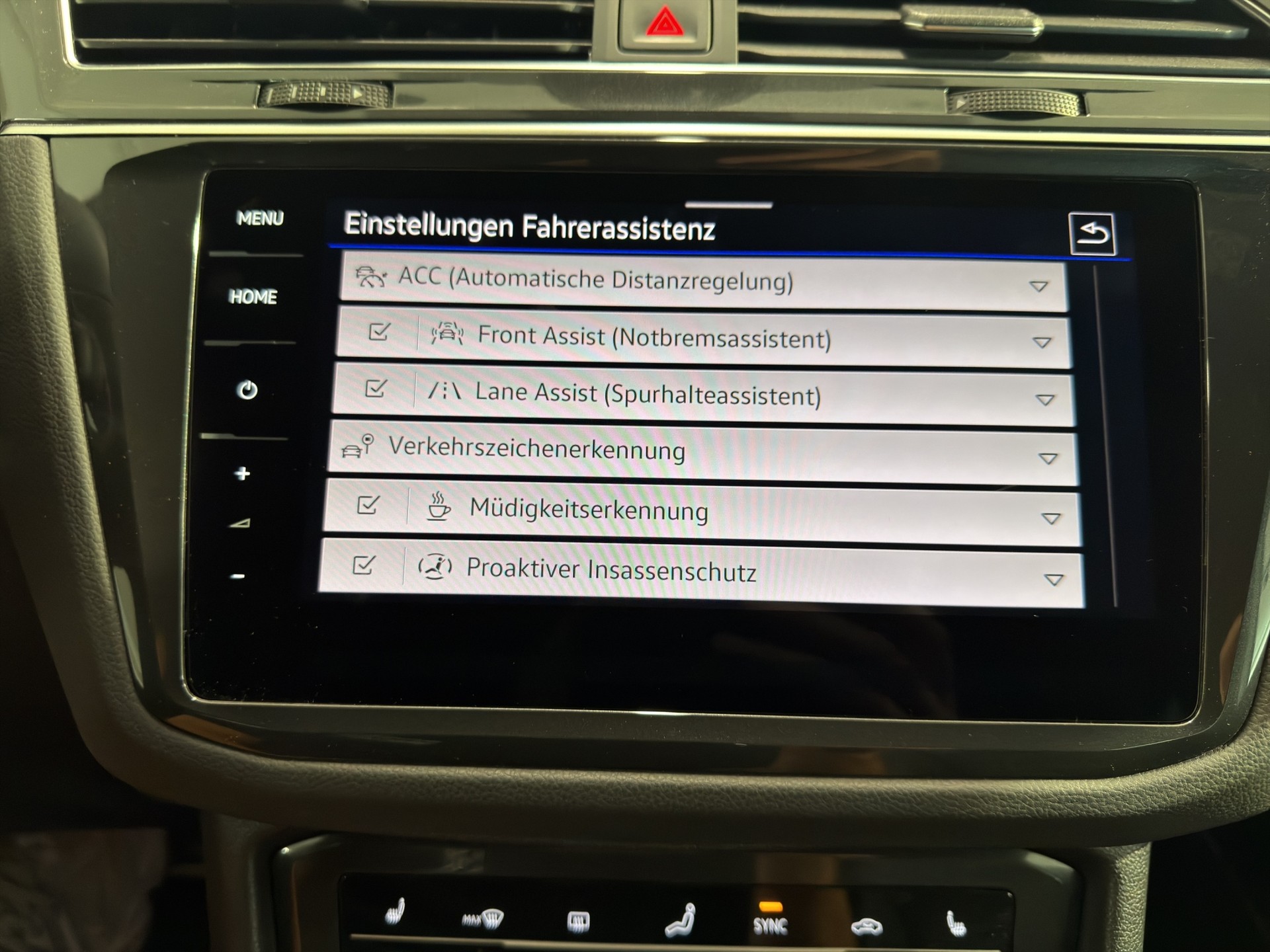 VW Tiguan 2.0TSI R-Line 4Motion DSG-image-23