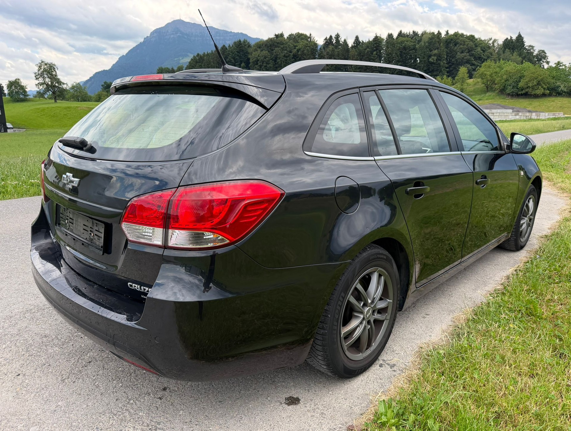 CHEVROLET Cruze Station Wagon 2.0 VCDi LTZ Automatic-image-5