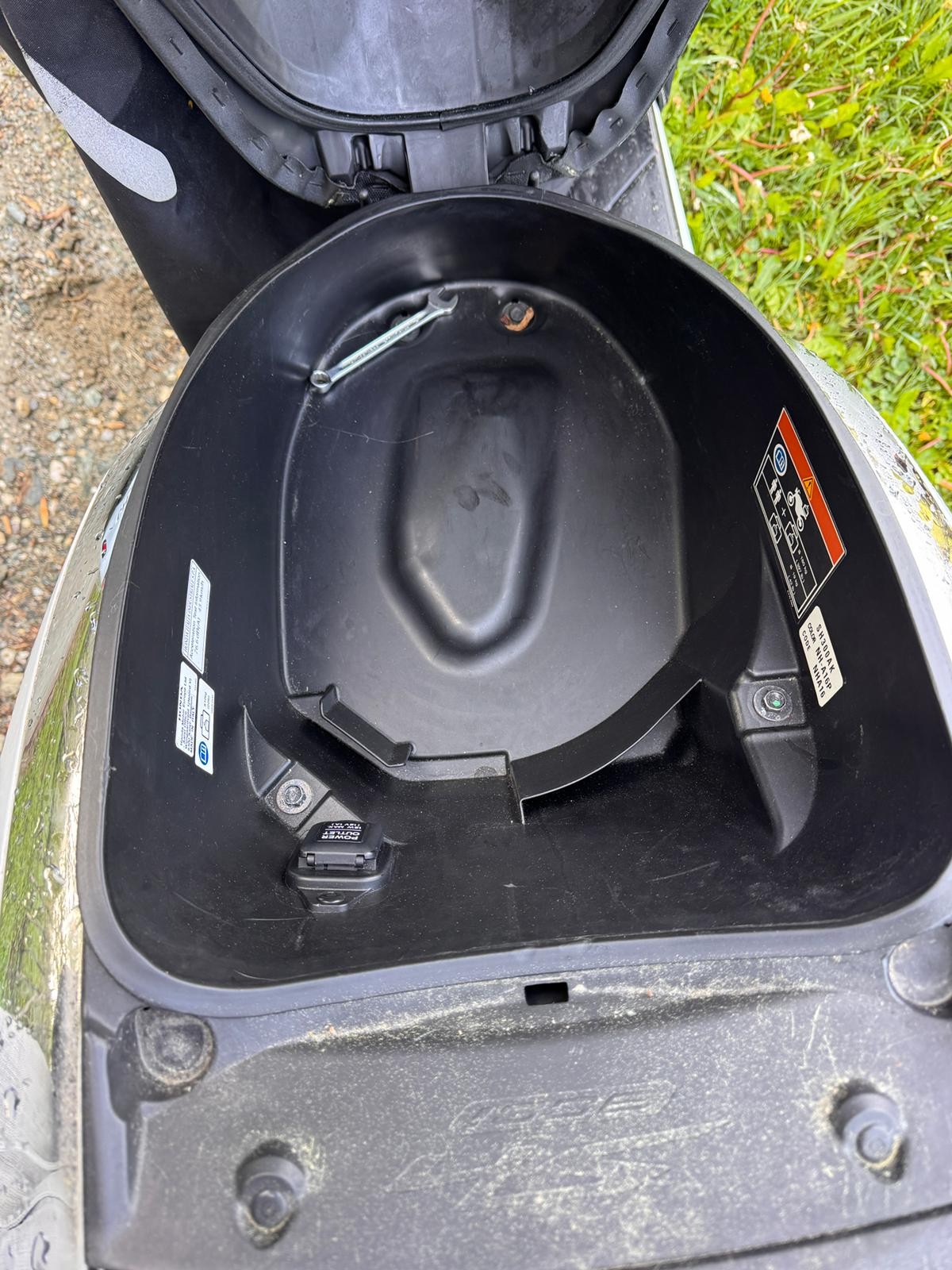 HONDA SH300A-image-10
