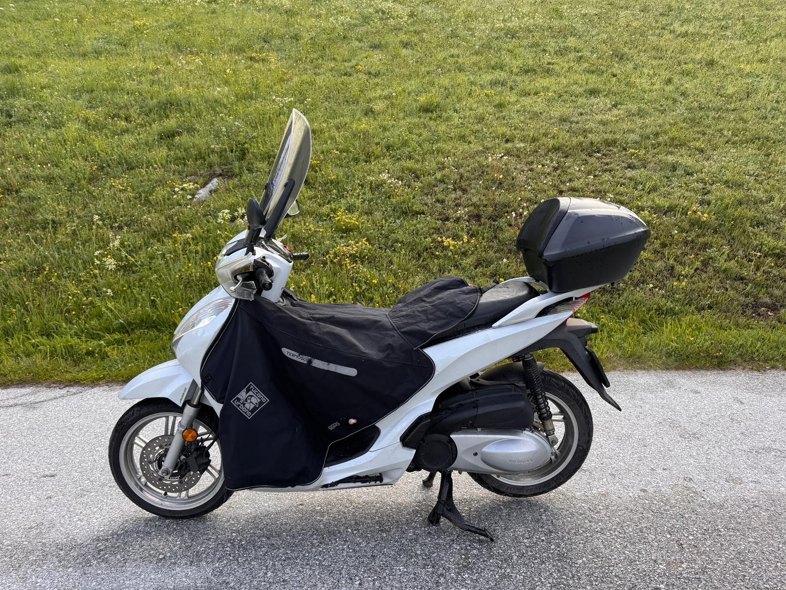 HONDA SH300A-image-3