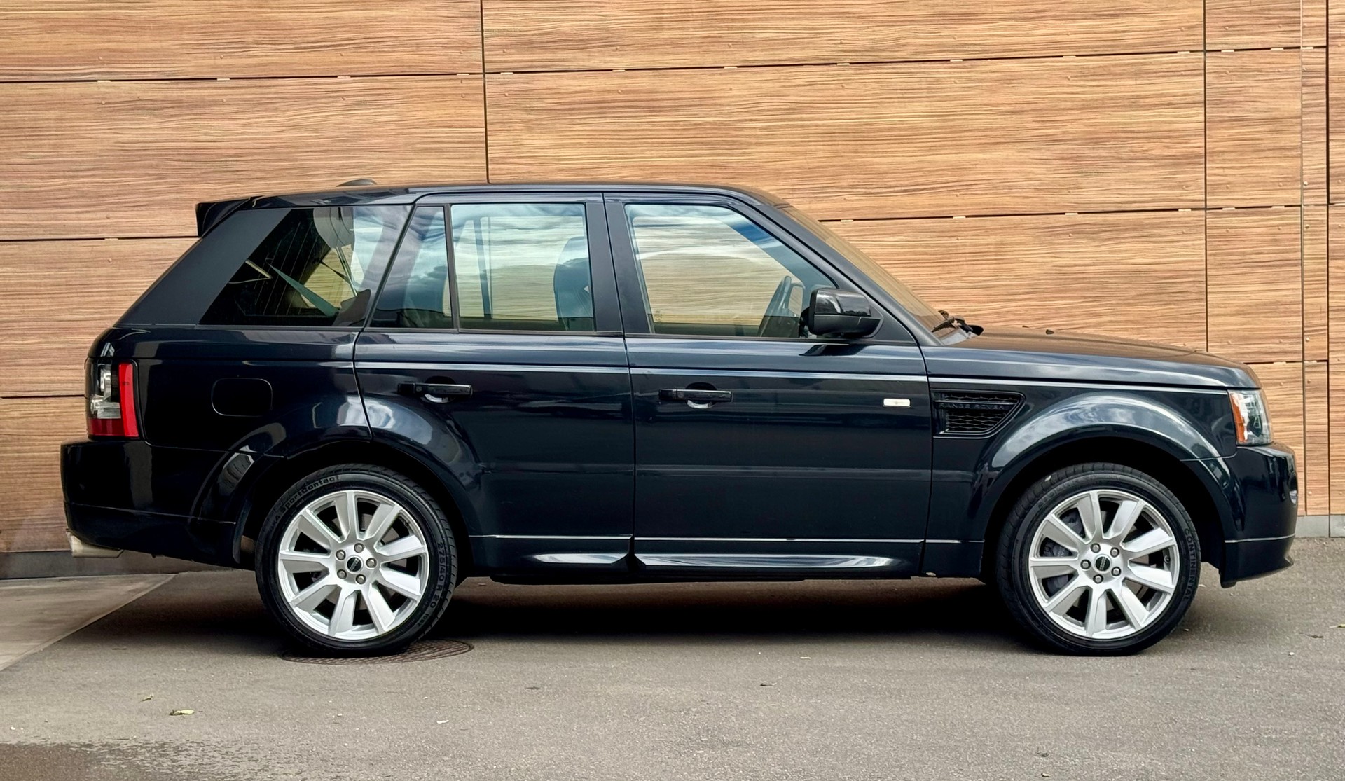 LAND ROVER RANGE ROVER SPORT 5.0 V8 SUPERCHARGED *MIT AHK*-image-2