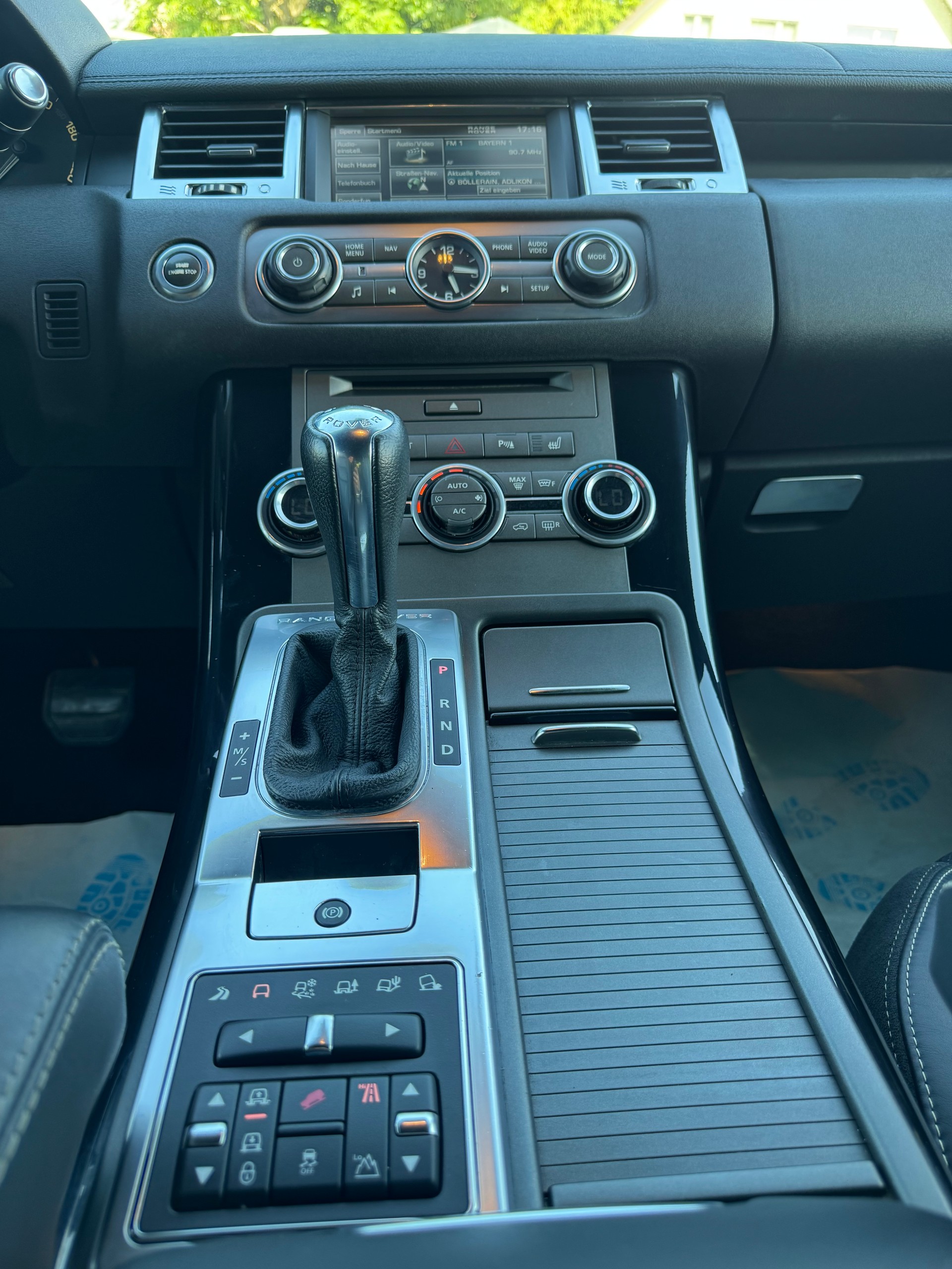 LAND ROVER RANGE ROVER SPORT 5.0 V8 SUPERCHARGED *MIT AHK*-image-13