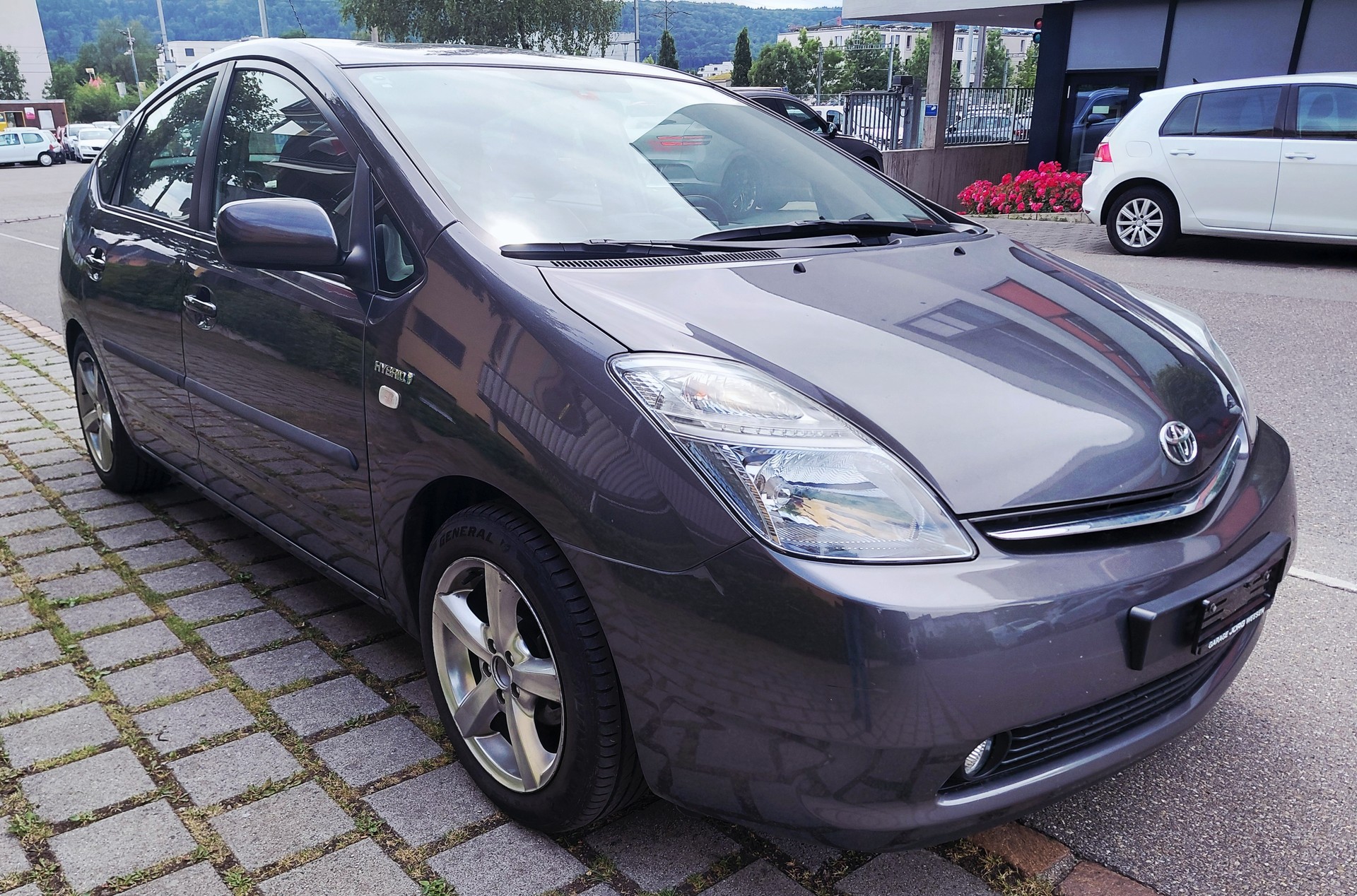 TOYOTA Prius 1.5 16V Hybrid Limited-image-2