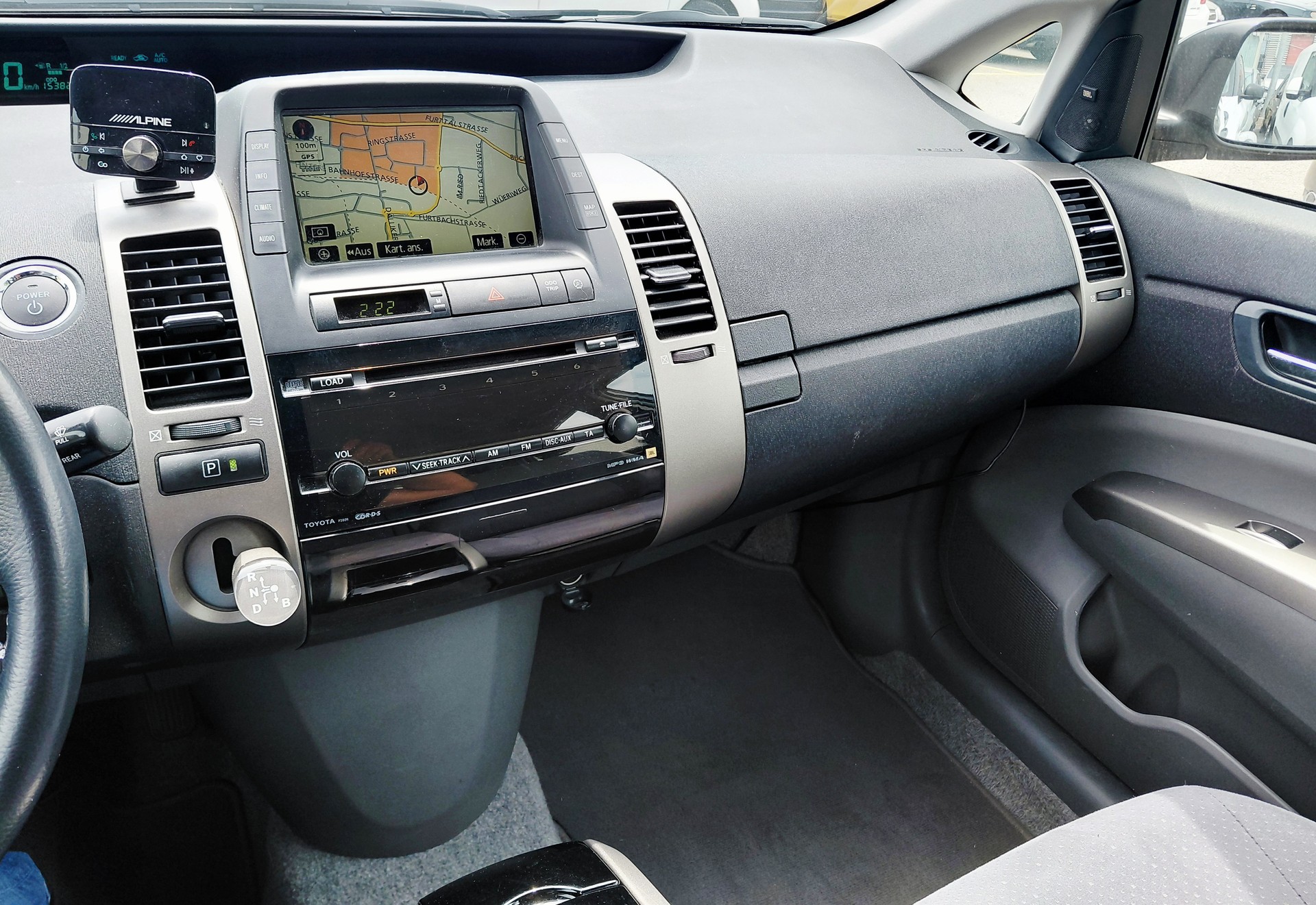 TOYOTA Prius 1.5 16V Hybrid Limited-image-8